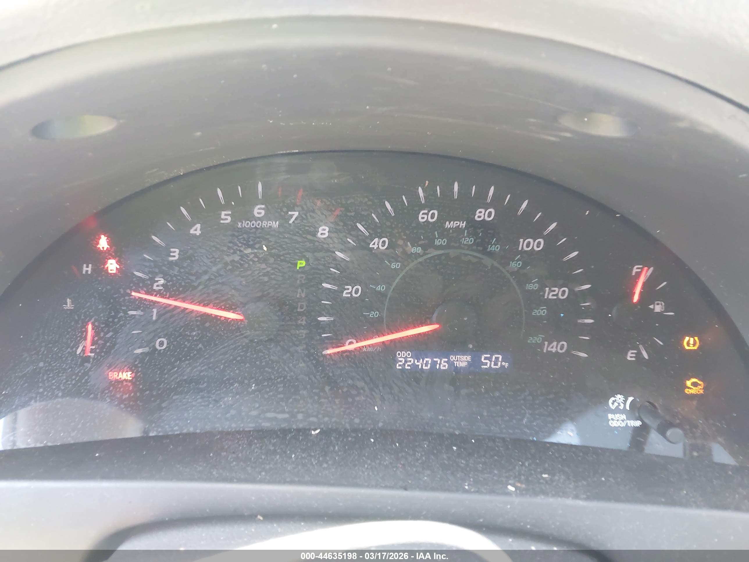TOYOTA CAMRY image 7