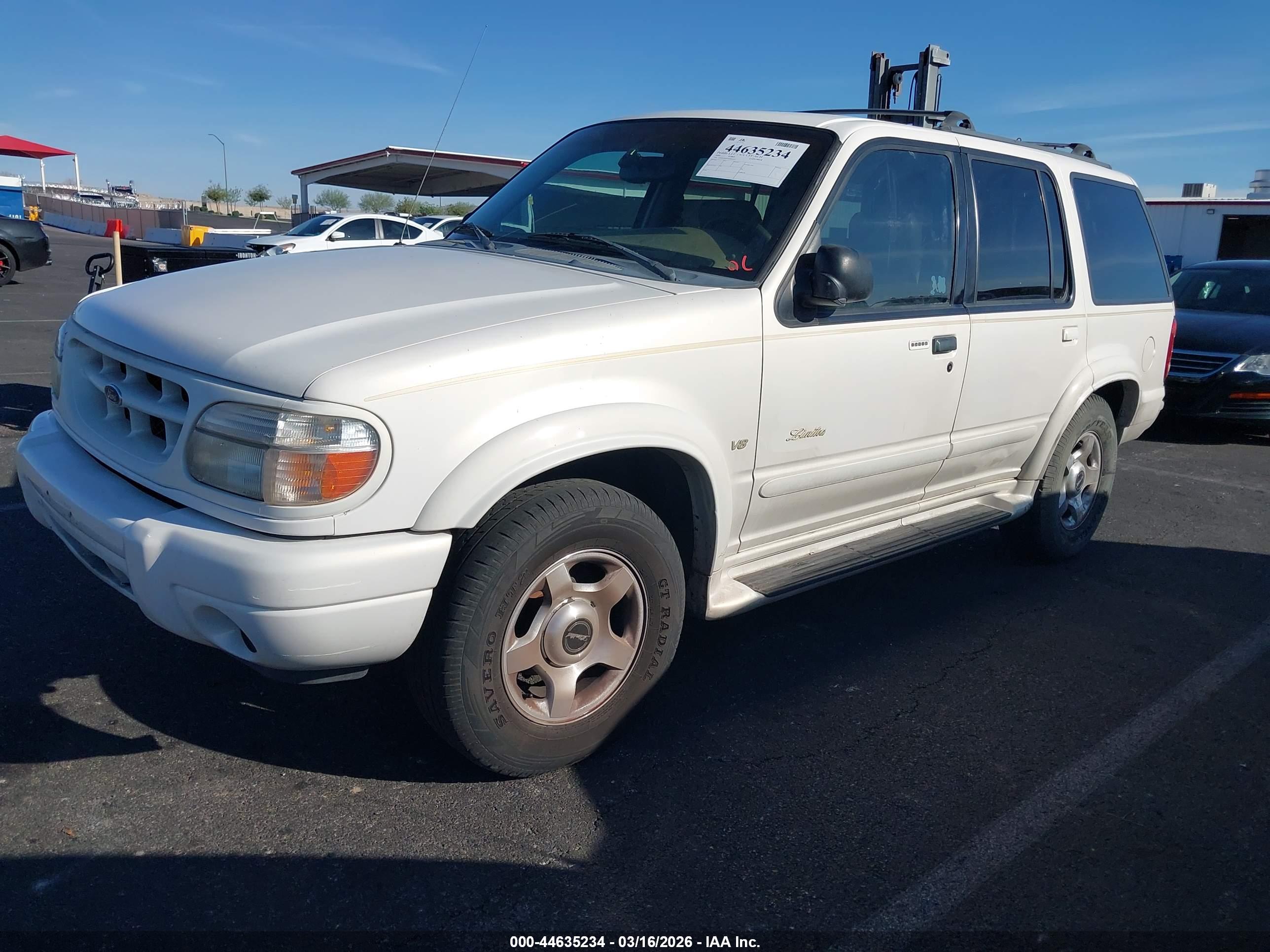 FORD EXPLORER image 2