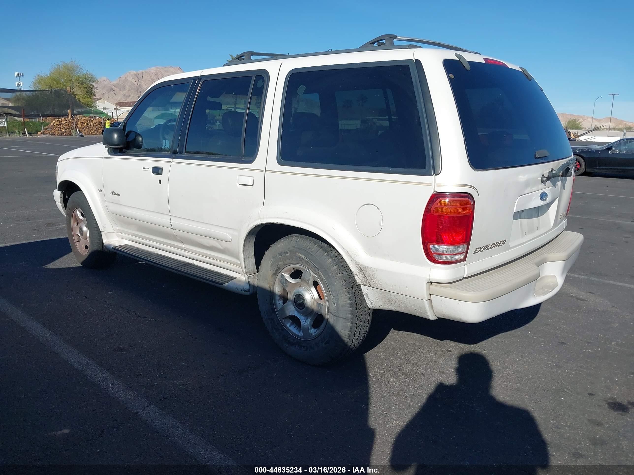 FORD EXPLORER image 3