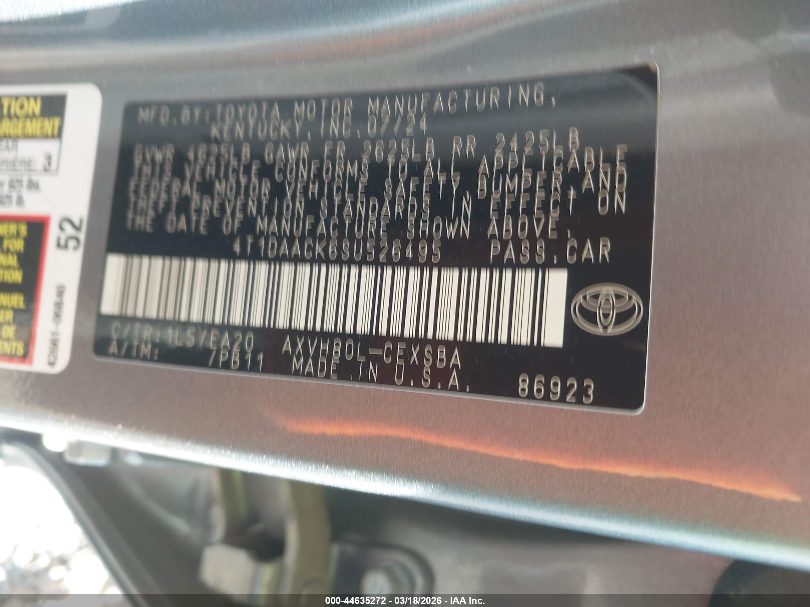 TOYOTA CAMRY image 9