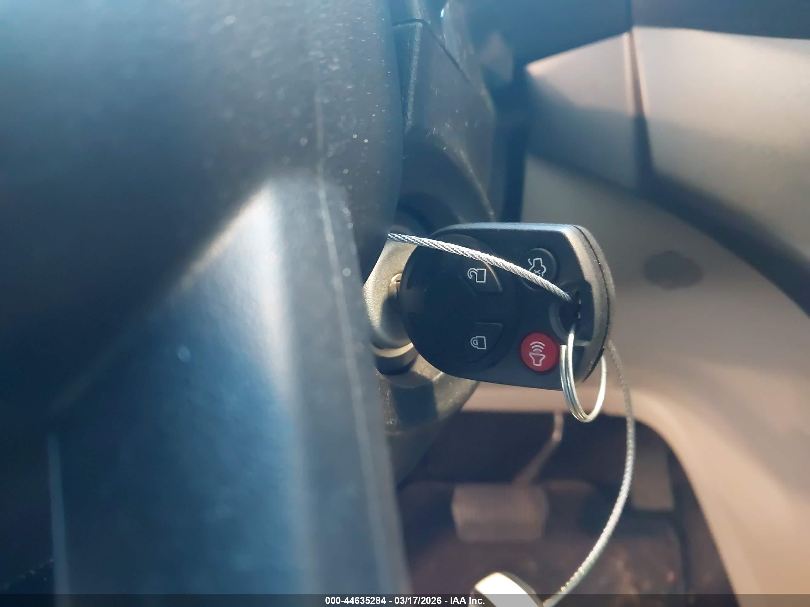 FORD ESCAPE image 11