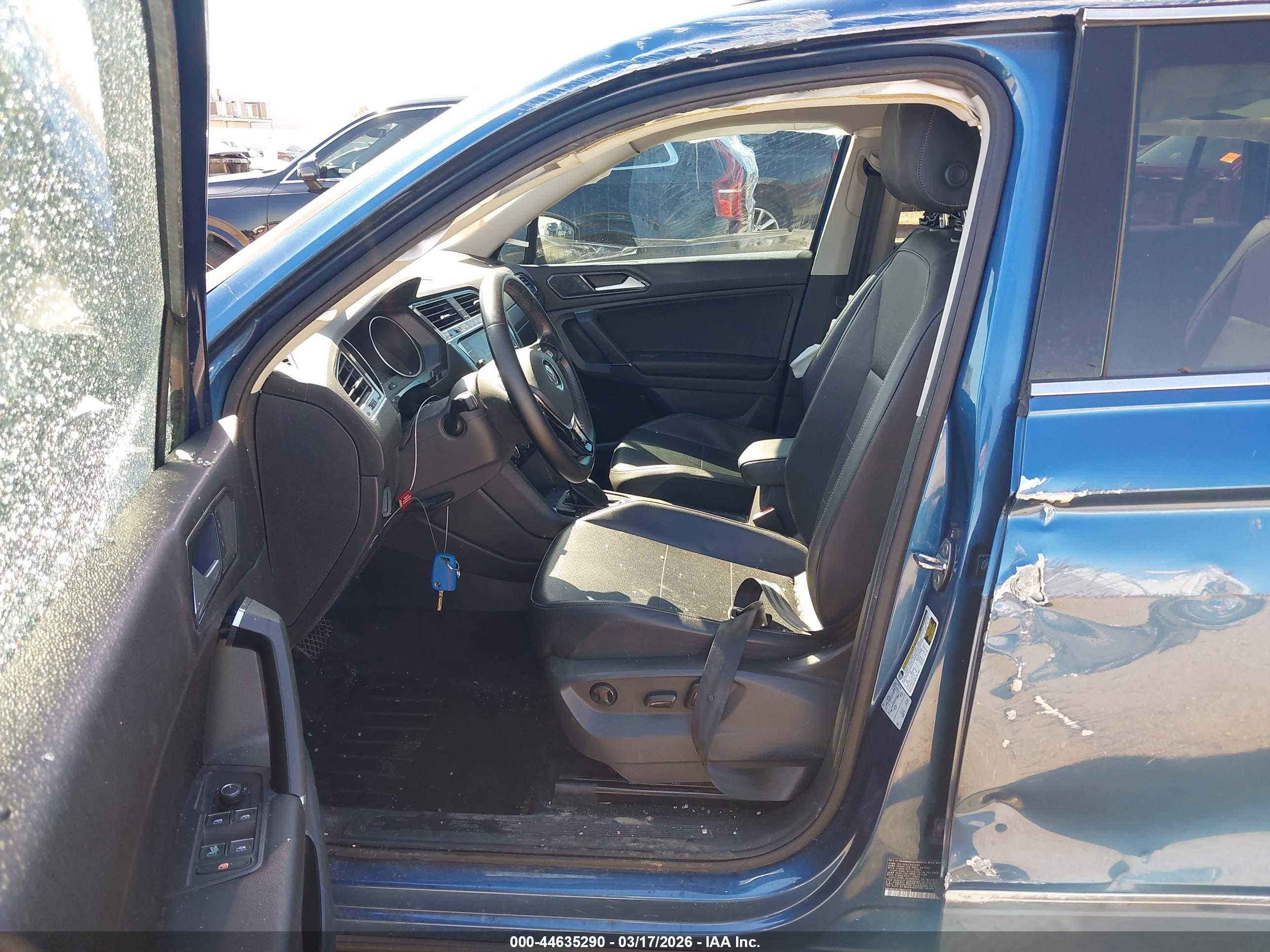 VOLKSWAGEN TIGUAN image 5