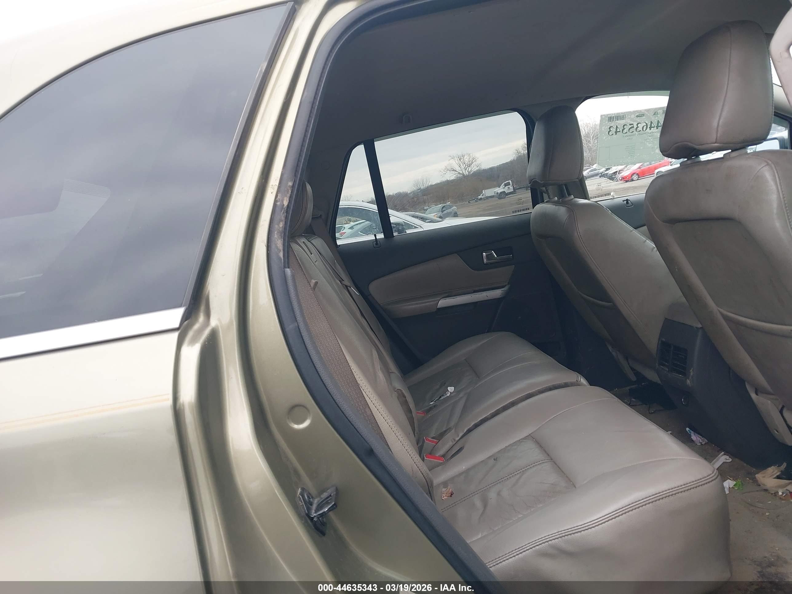 FORD EDGE image 8