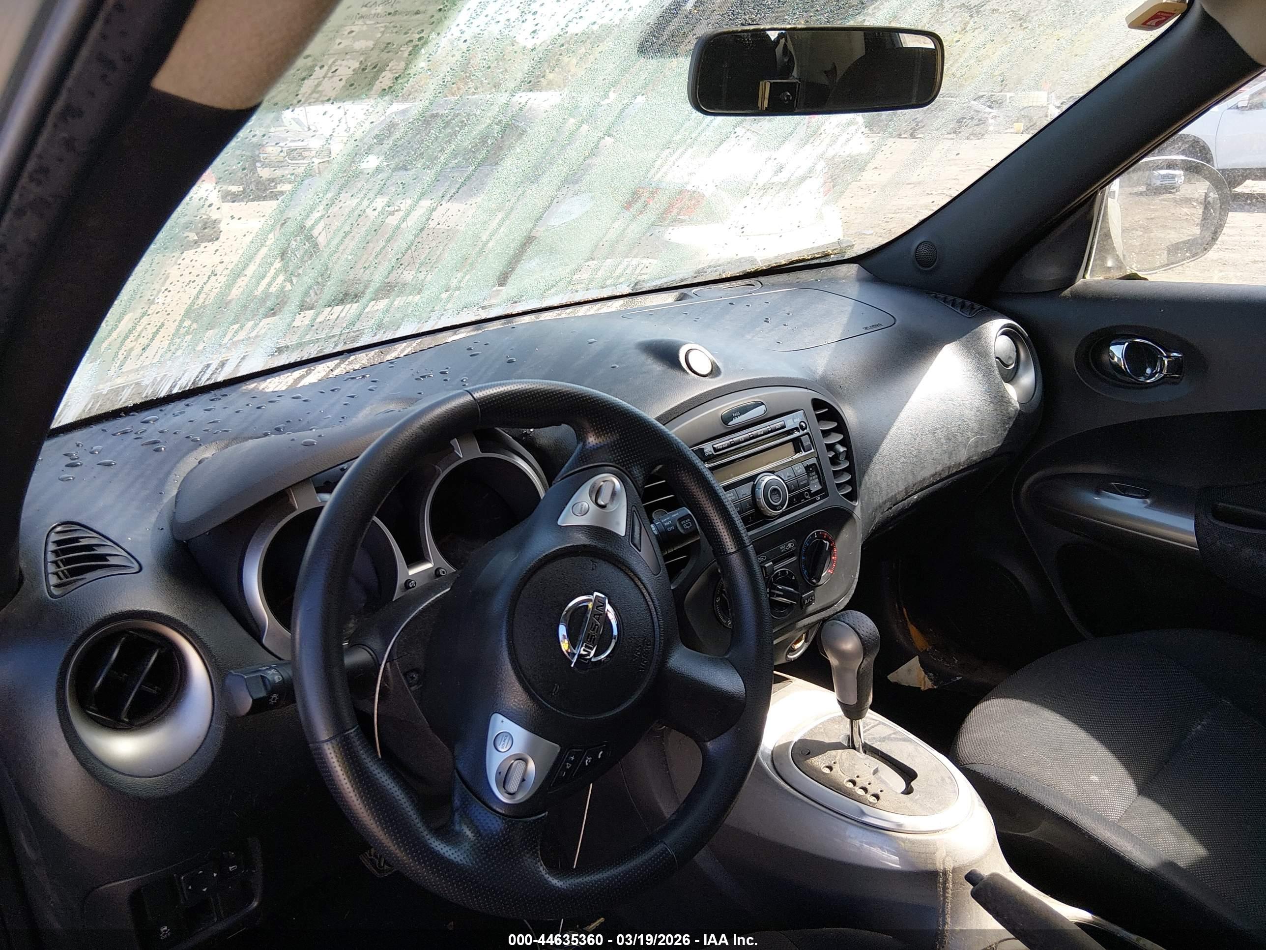 NISSAN JUKE image 6