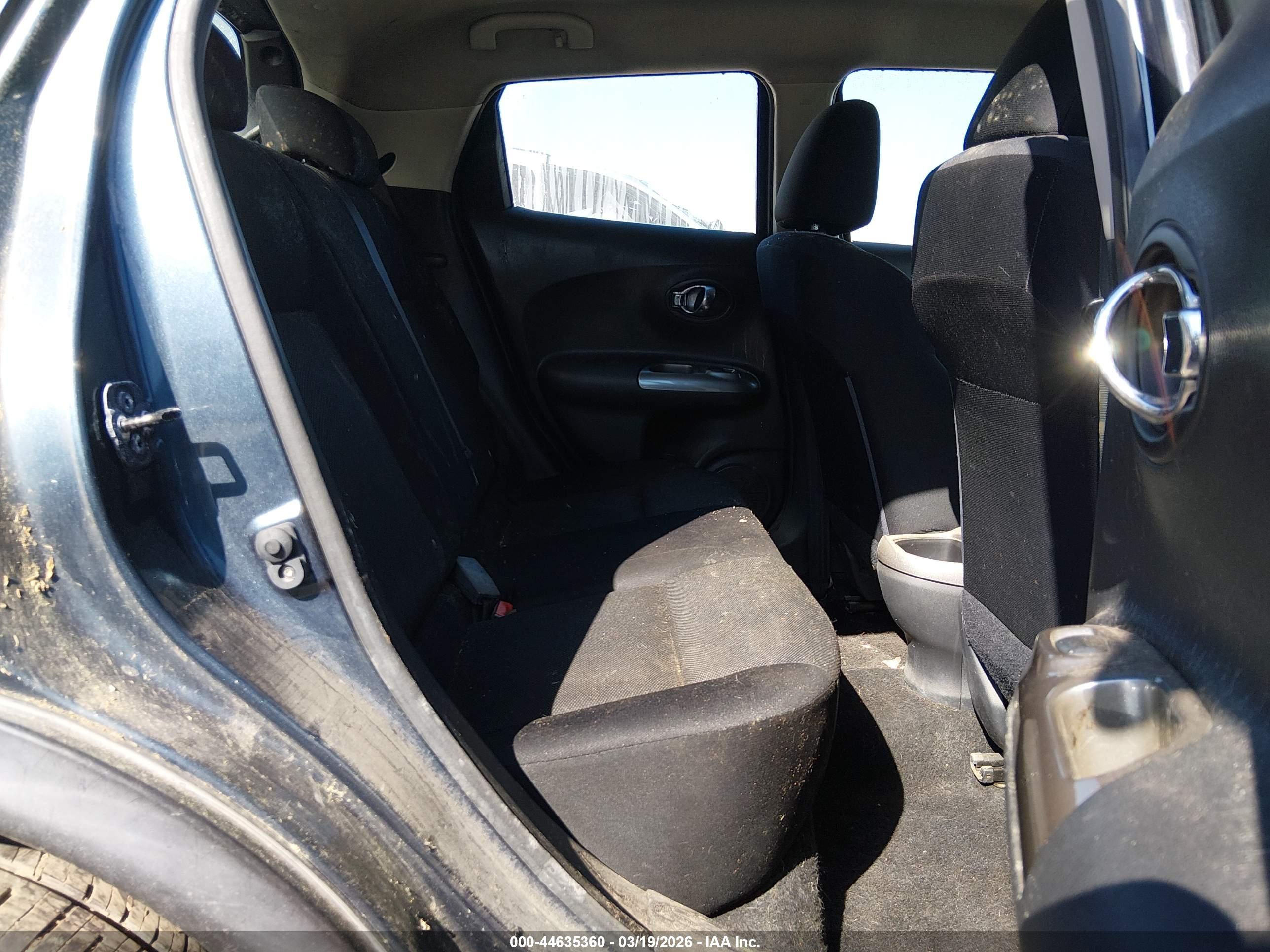 NISSAN JUKE image 8