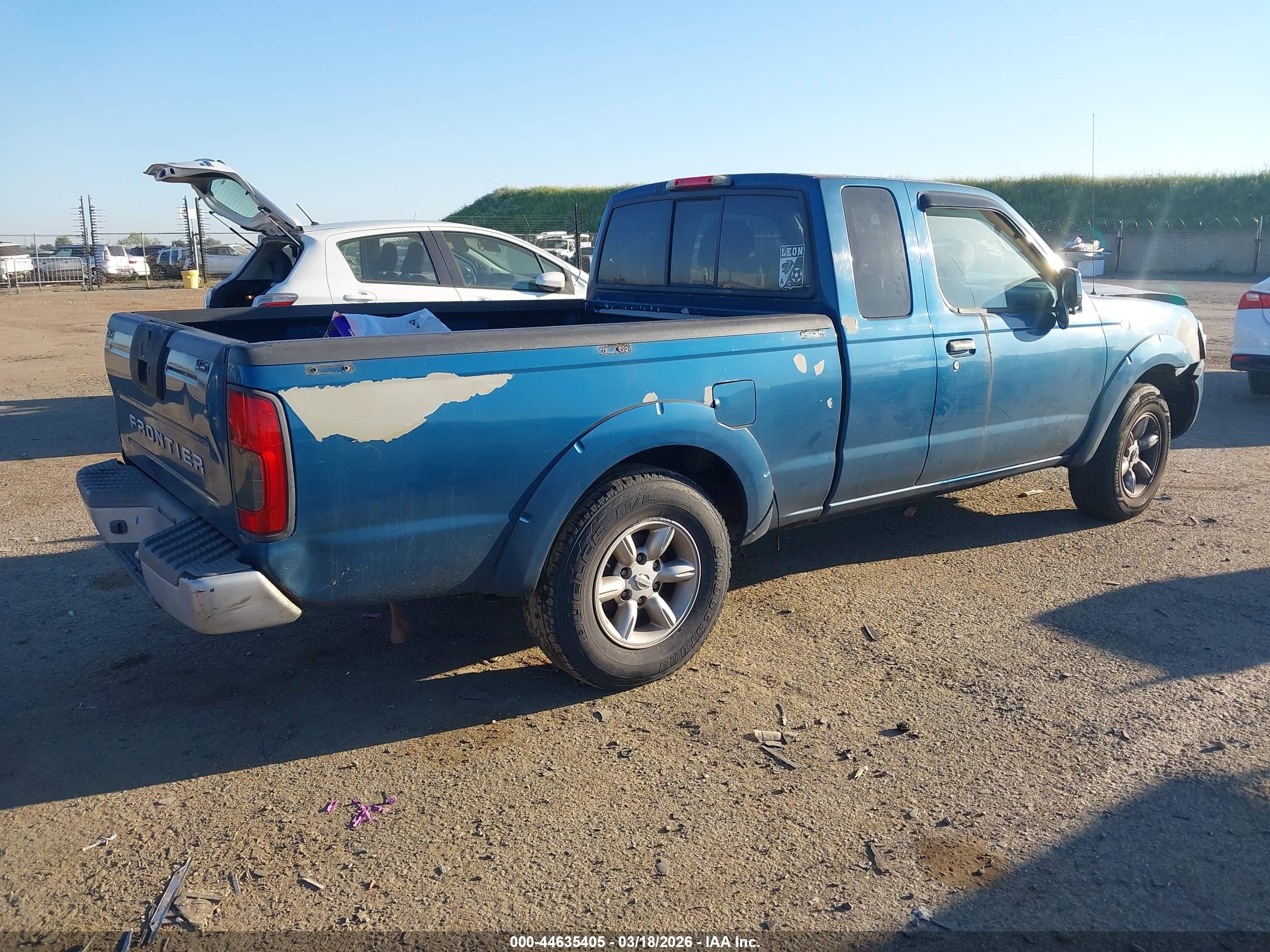 NISSAN FRONTIER image 4