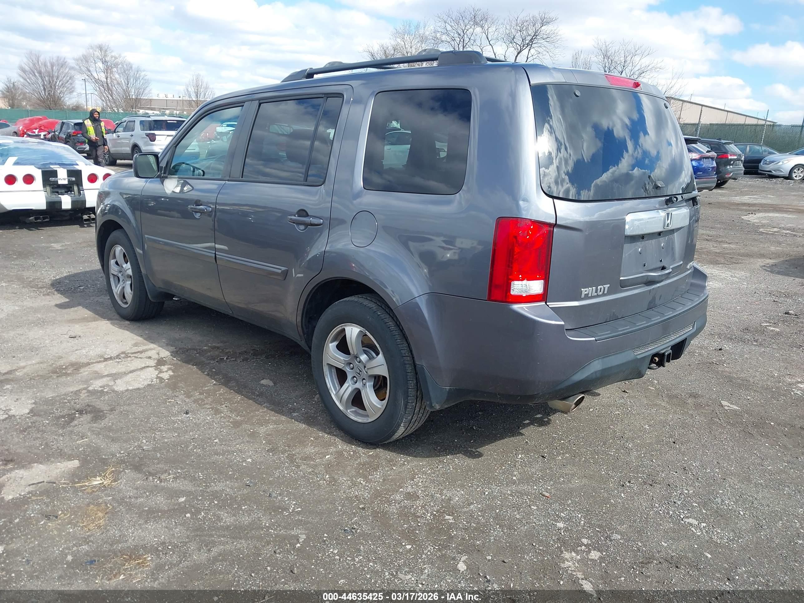 HONDA PILOT image 3