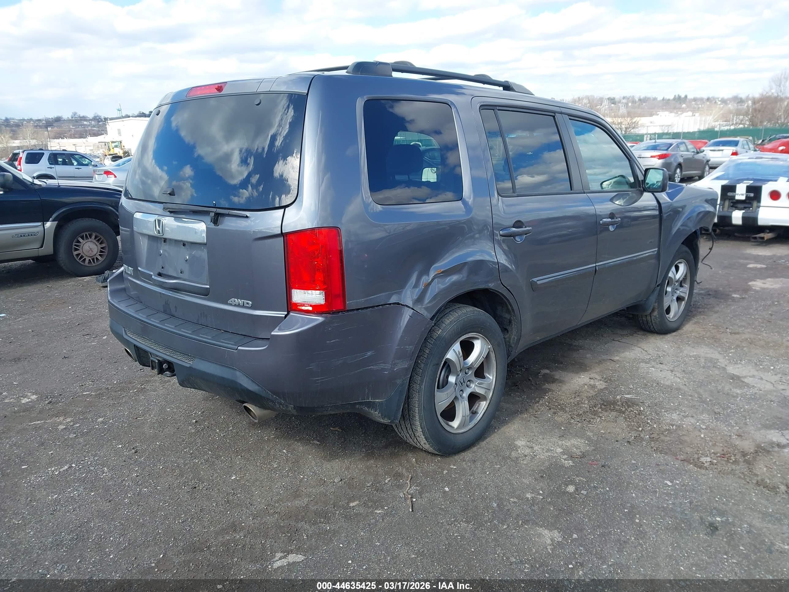 HONDA PILOT image 4