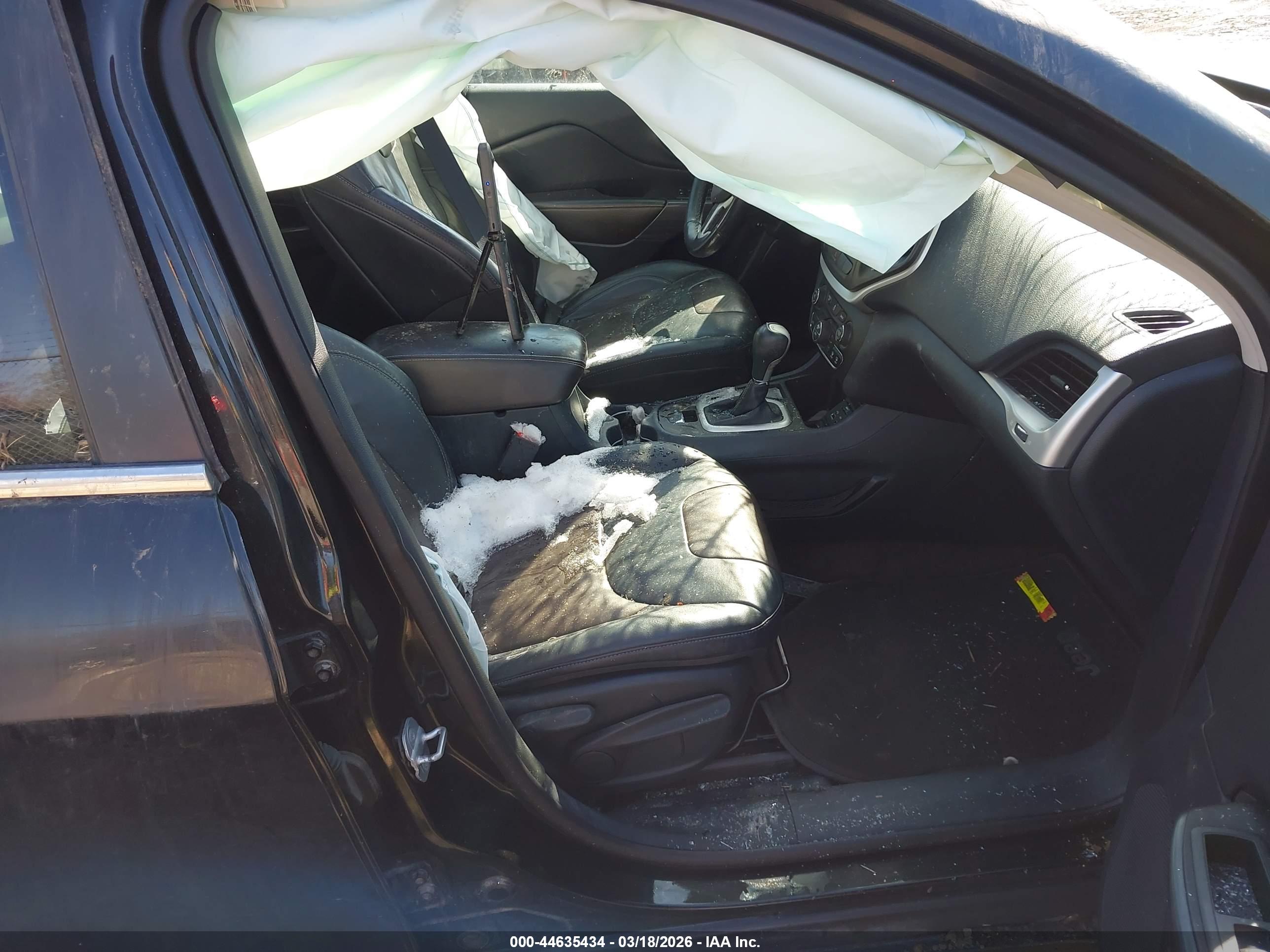 JEEP CHEROKEE image 5