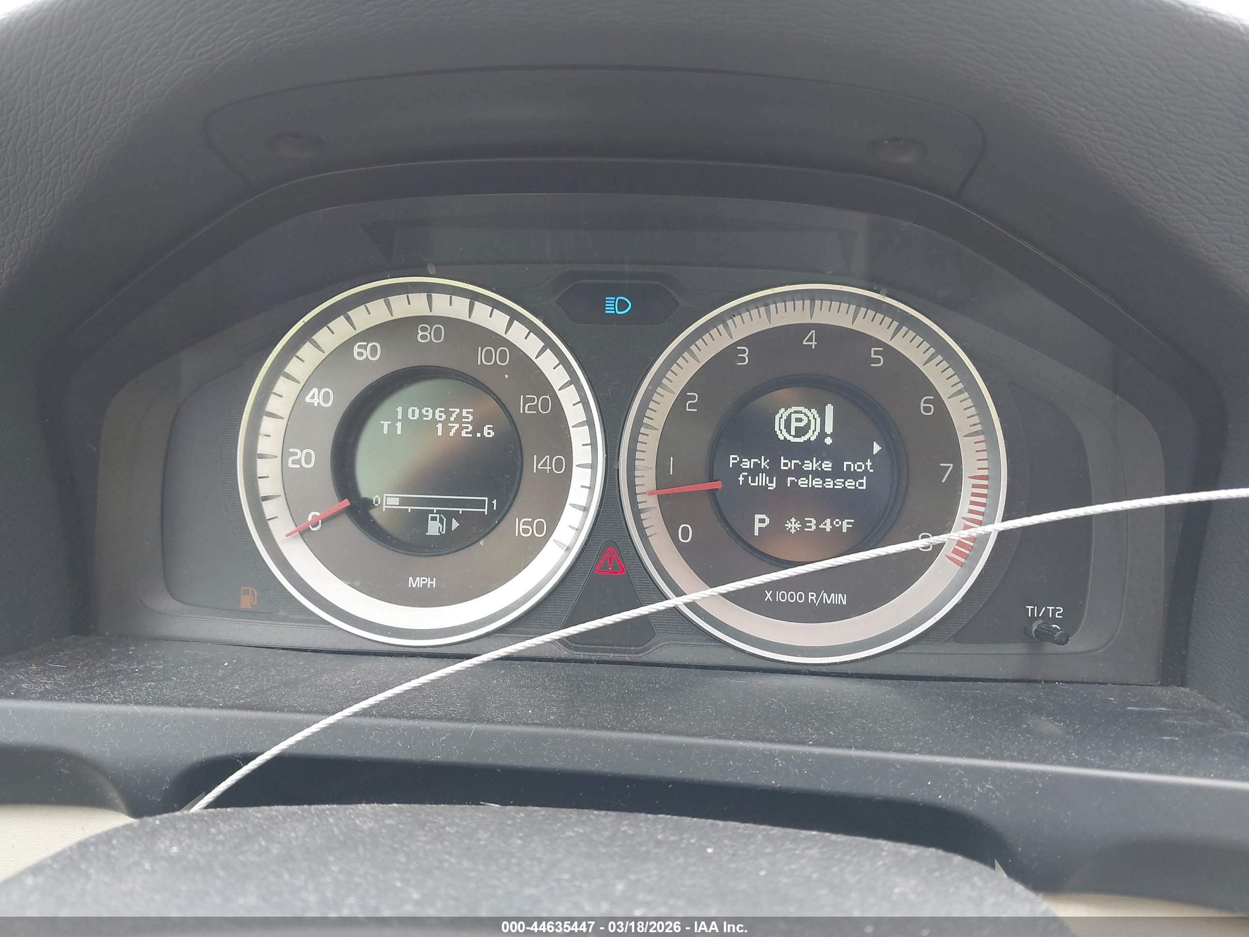VOLVO S60 image 7