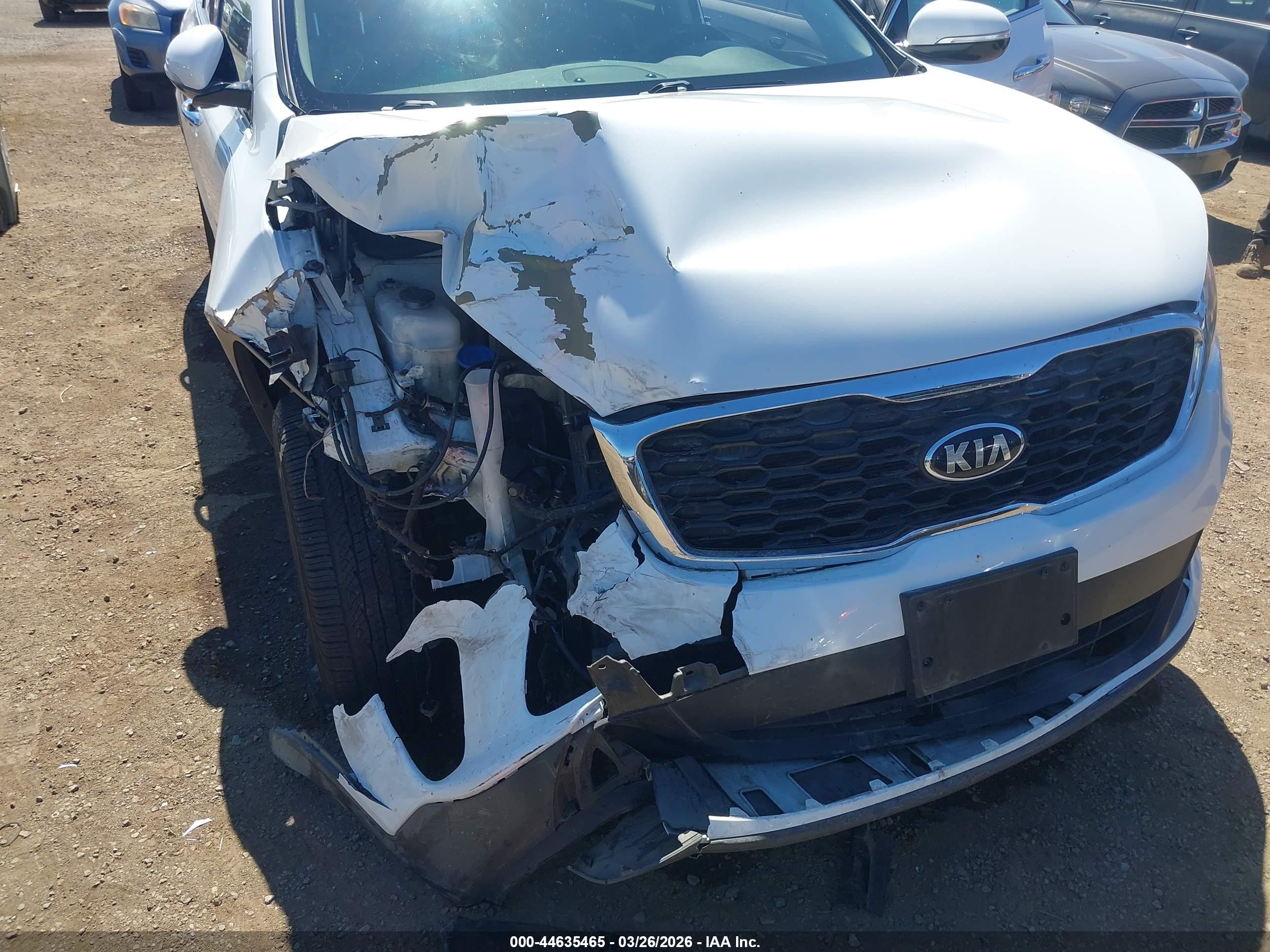 KIA SORENTO image 6