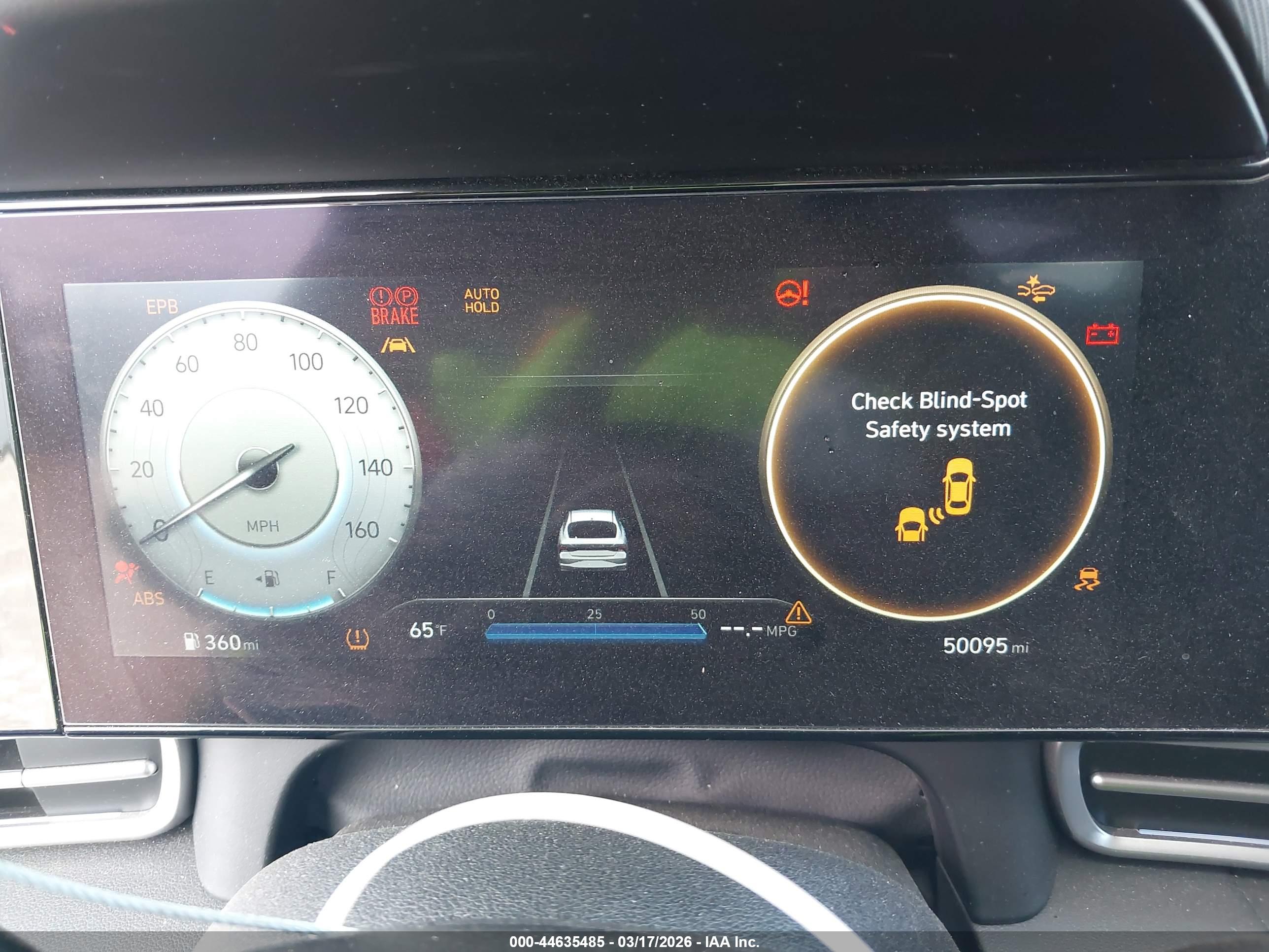 HYUNDAI ELANTRA image 7