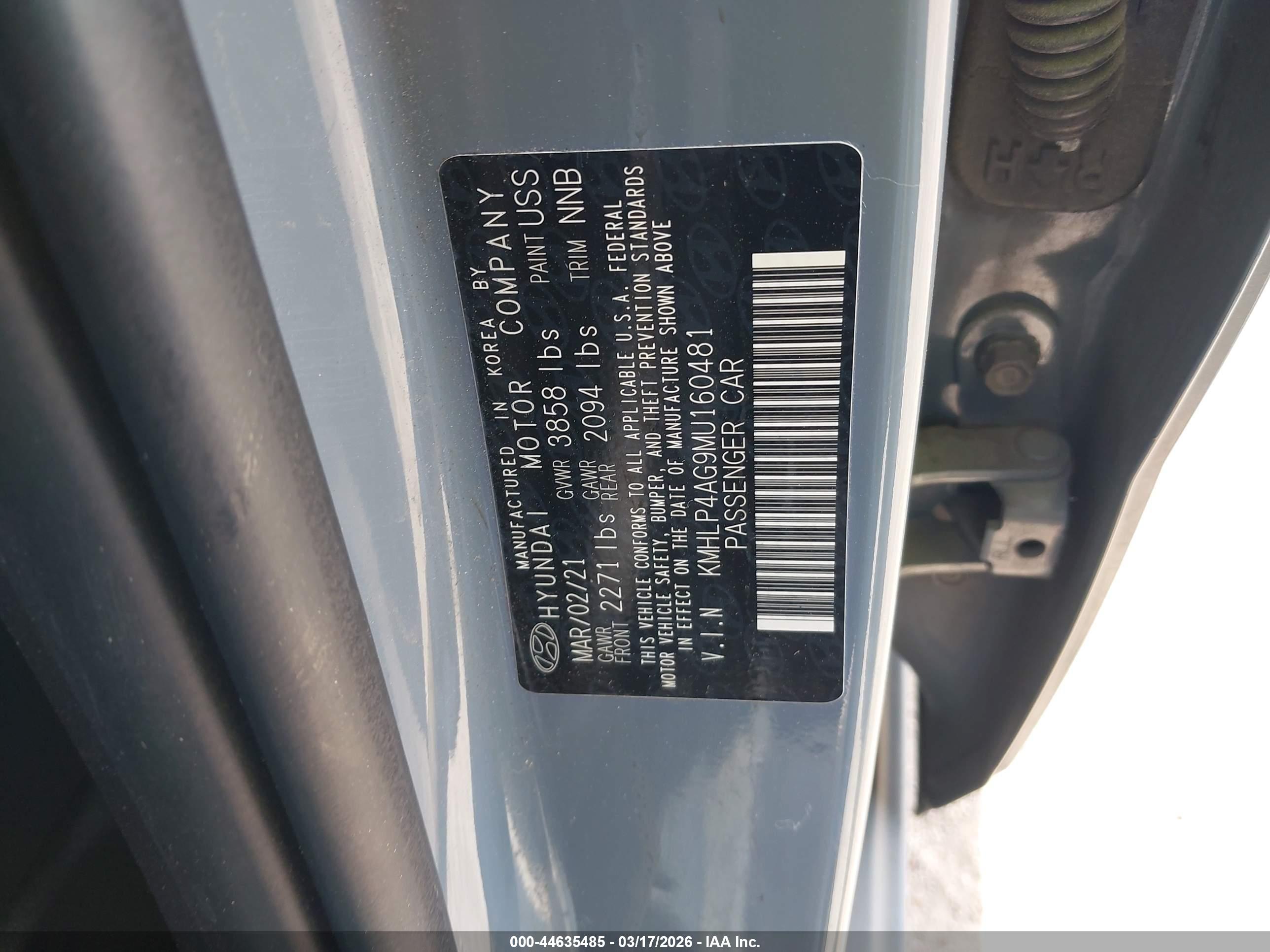 HYUNDAI ELANTRA image 9