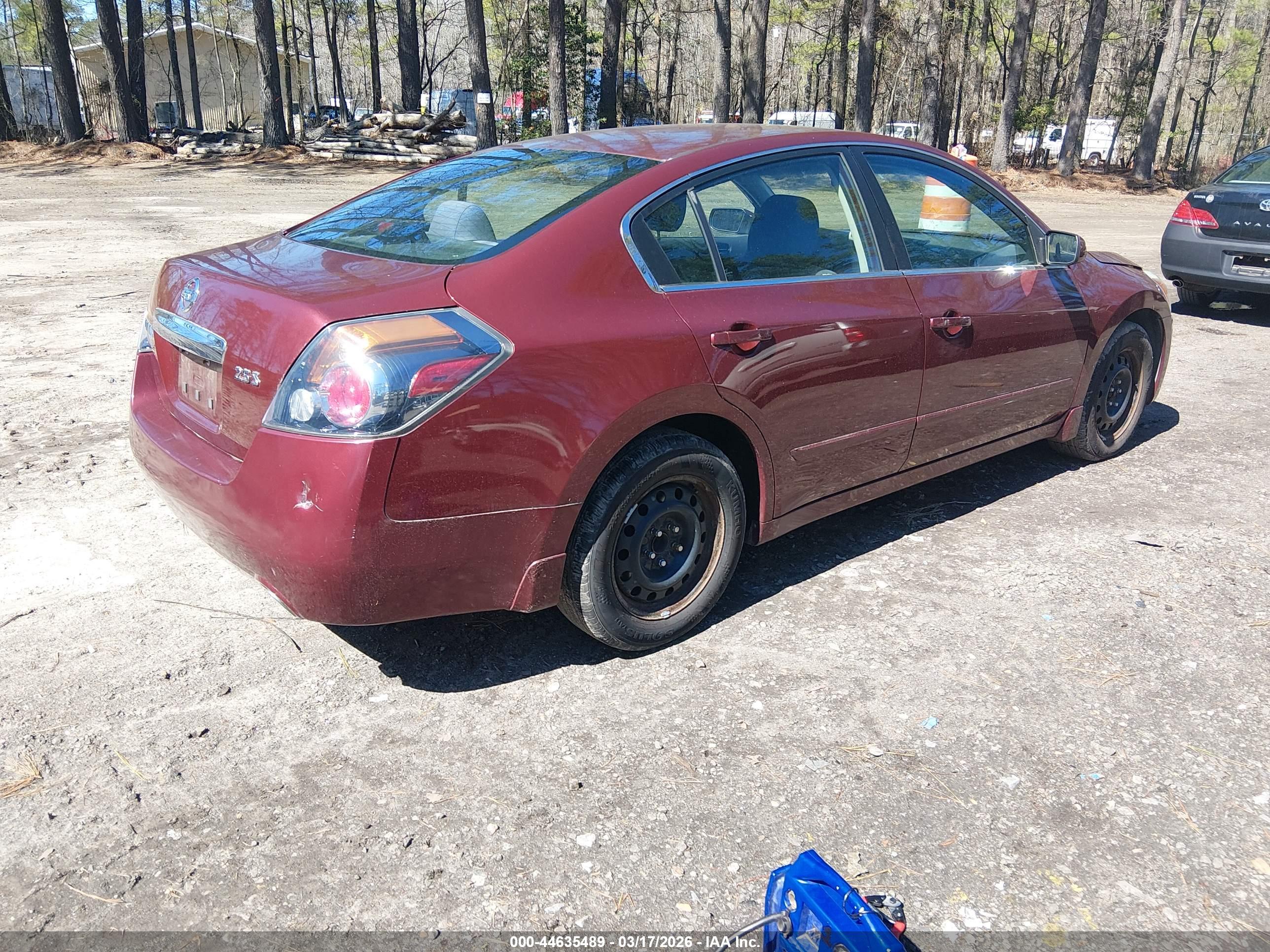 NISSAN ALTIMA image 4