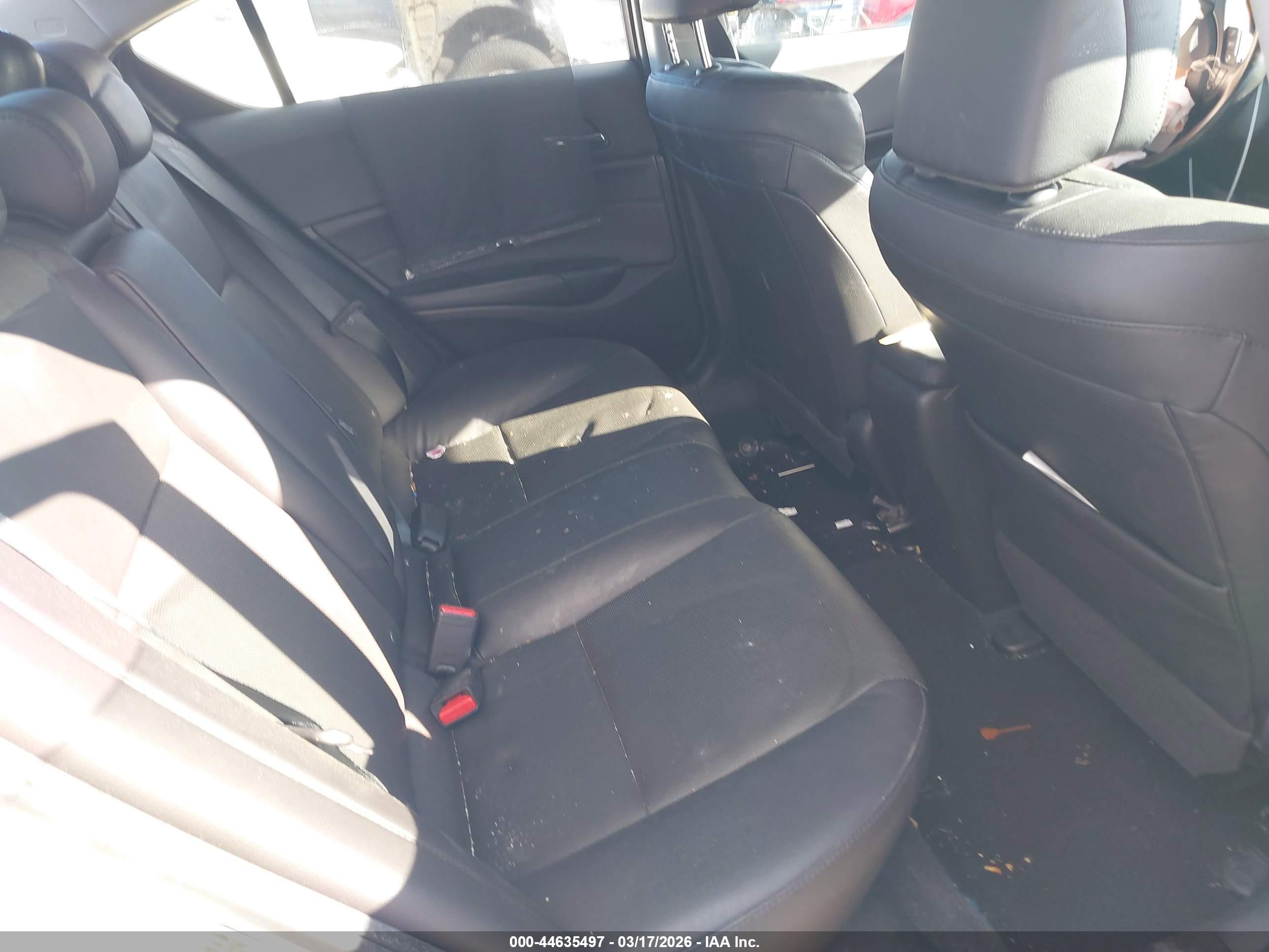 ACURA ILX image 8