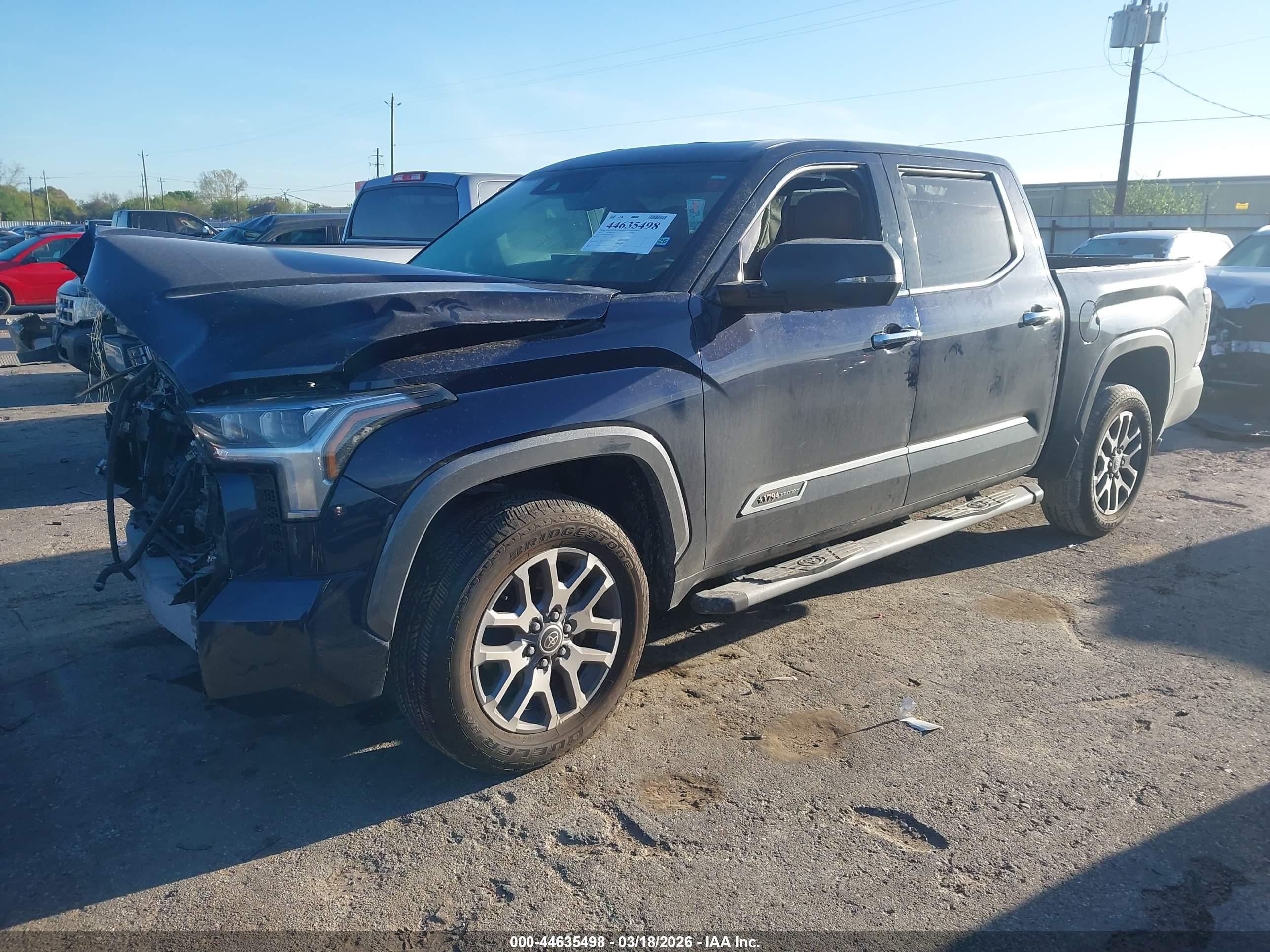 TOYOTA TUNDRA image 2
