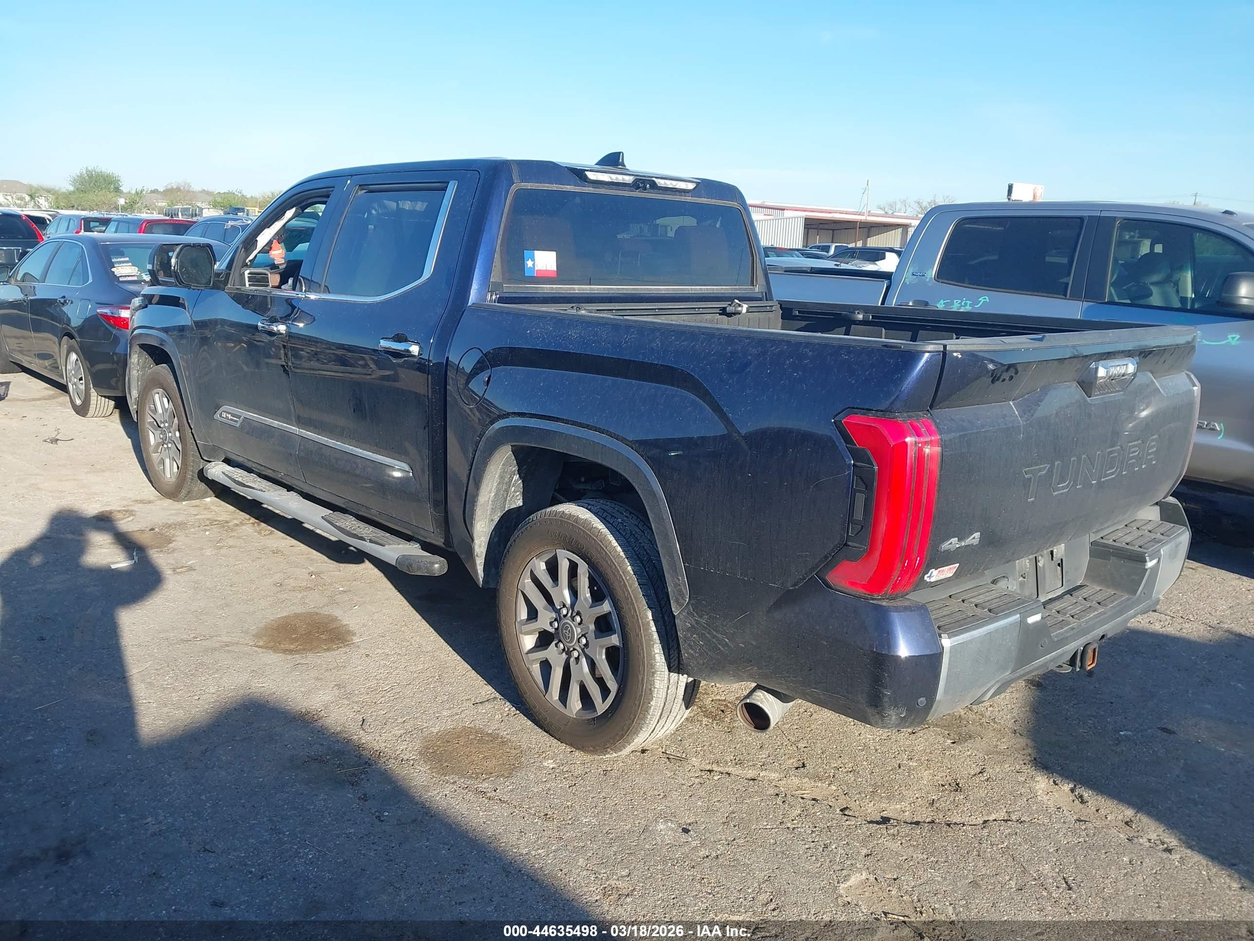 TOYOTA TUNDRA image 3