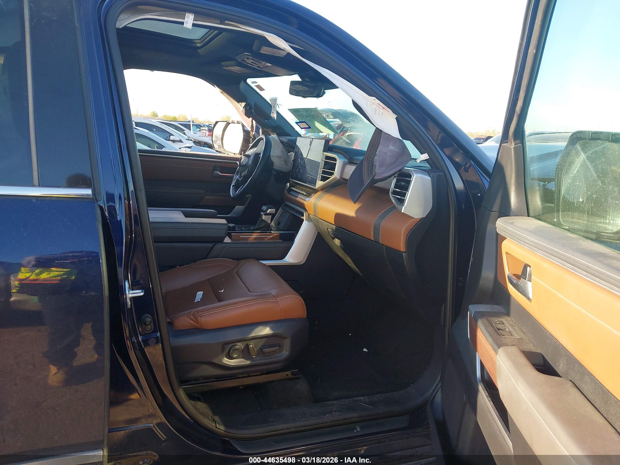 TOYOTA TUNDRA image 5