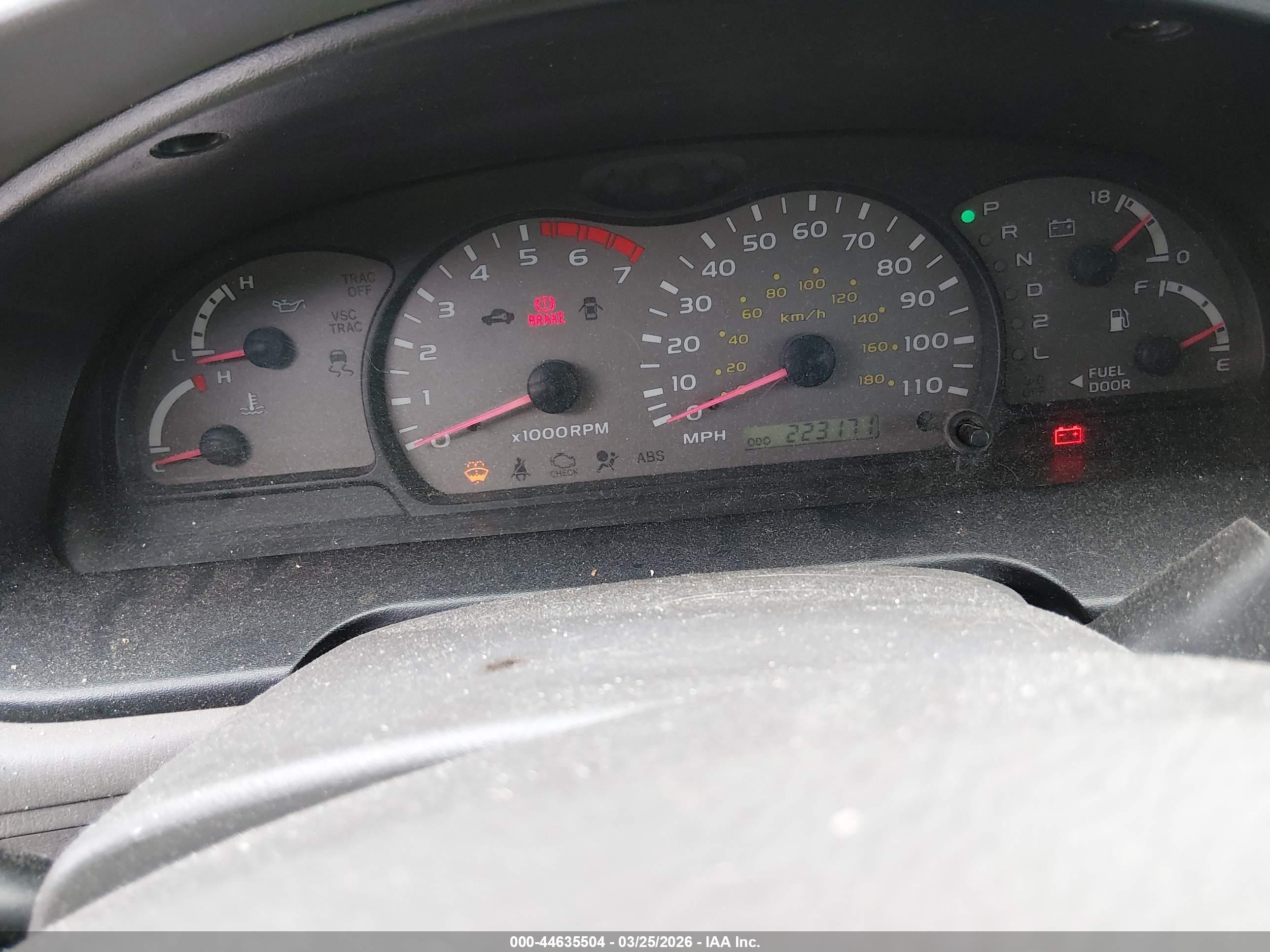 TOYOTA SEQUOIA image 7