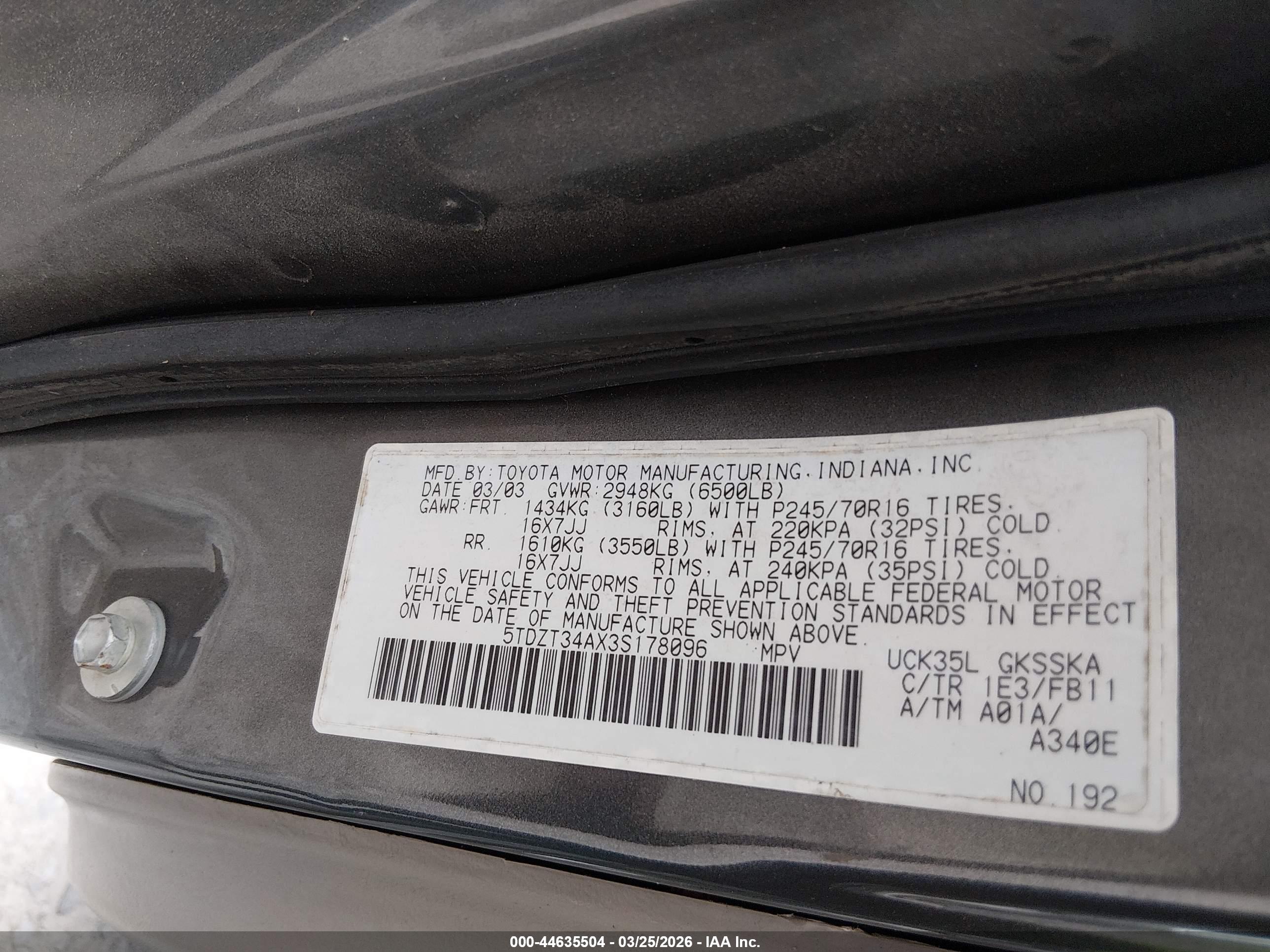 TOYOTA SEQUOIA image 9
