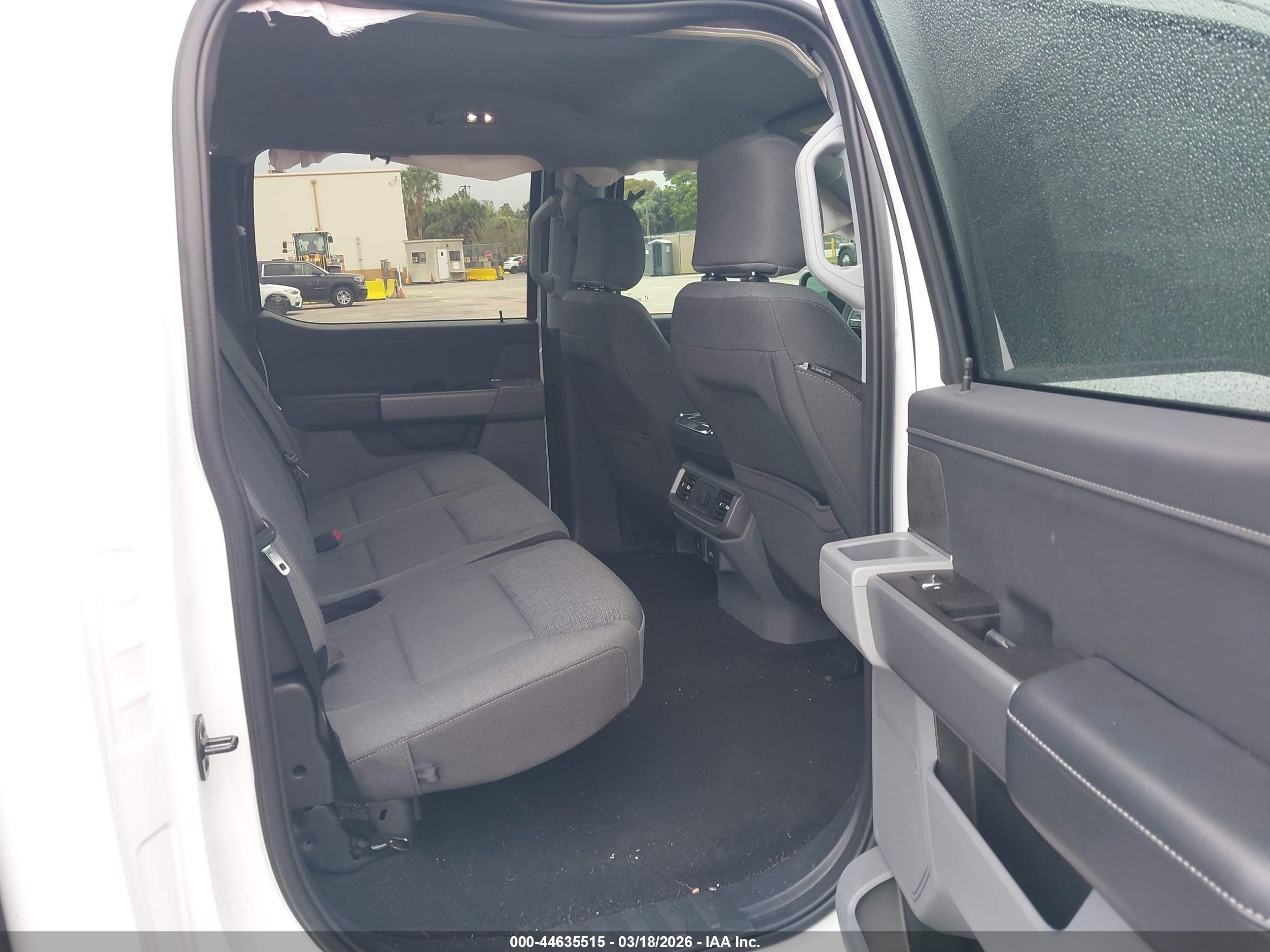 FORD F-150 image 8