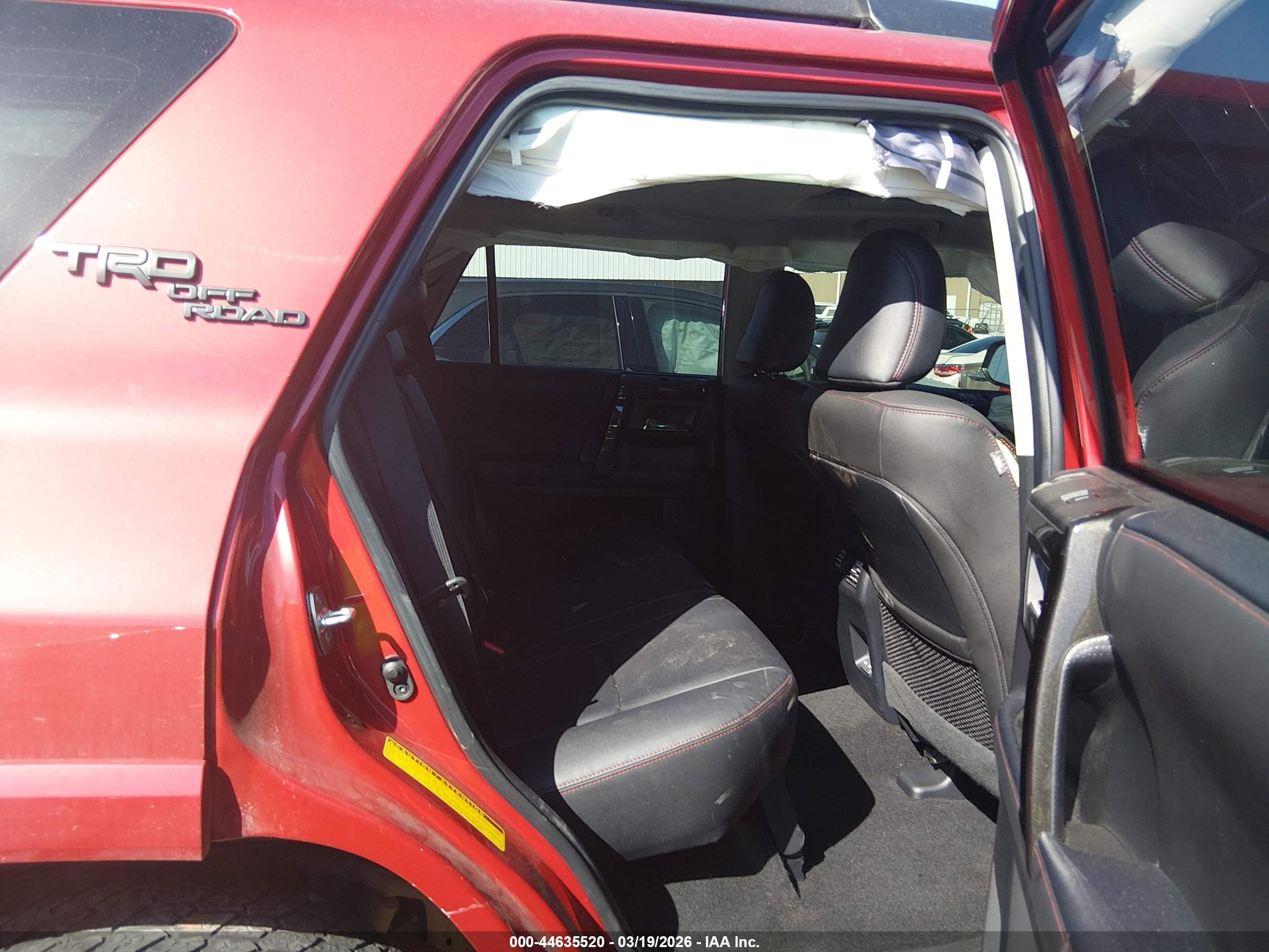 TOYOTA 4RUNNER image 8