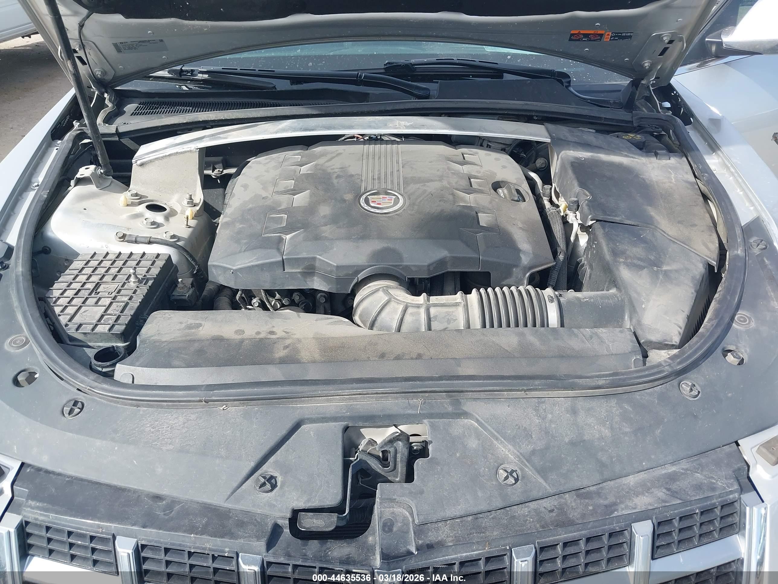 CADILLAC CTS image 10