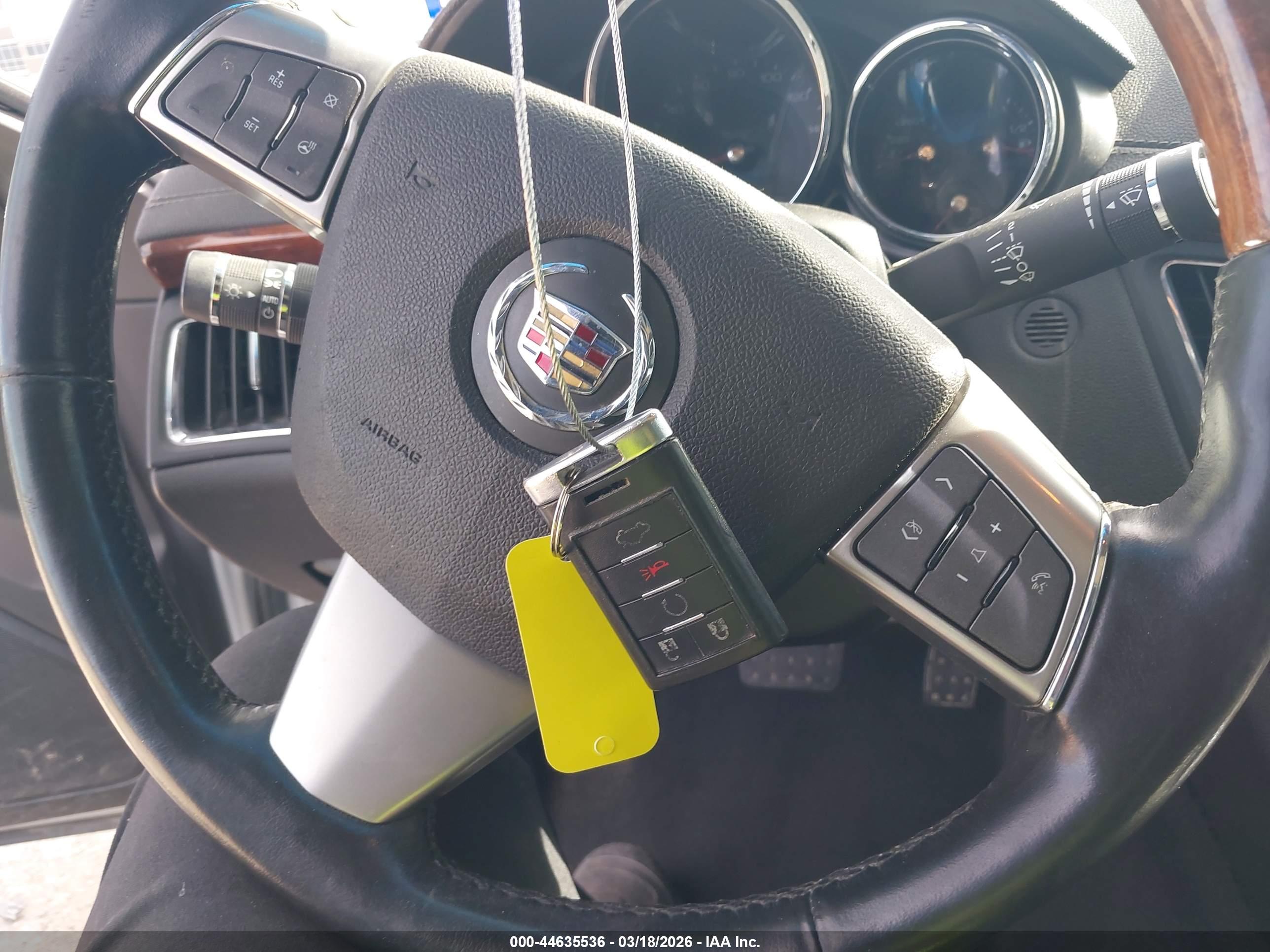 CADILLAC CTS image 11