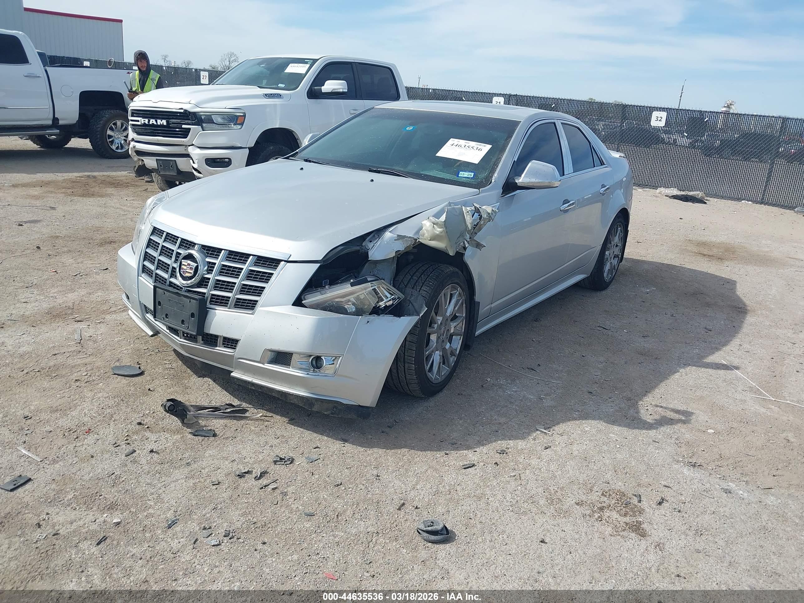 CADILLAC CTS image 2
