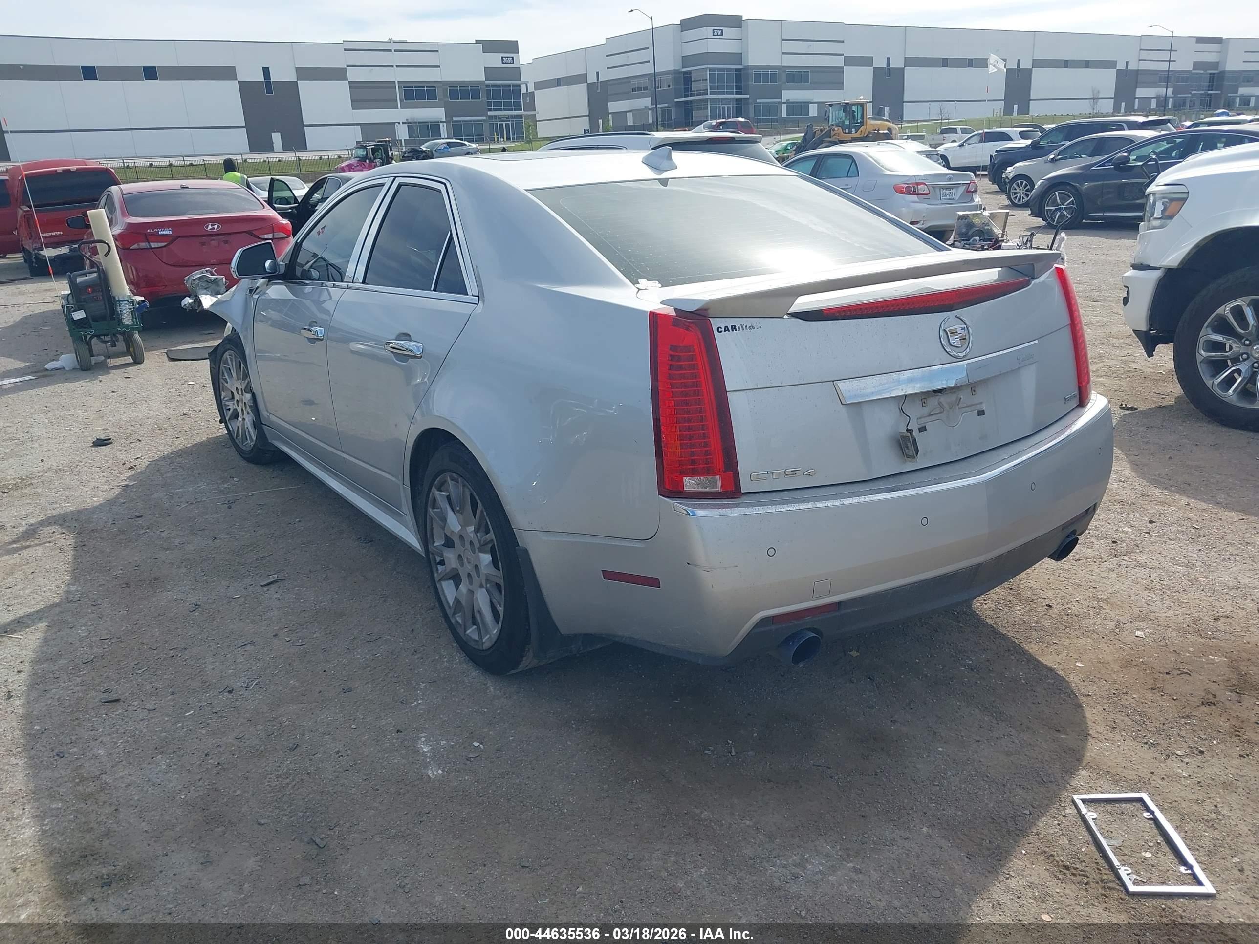 CADILLAC CTS image 3