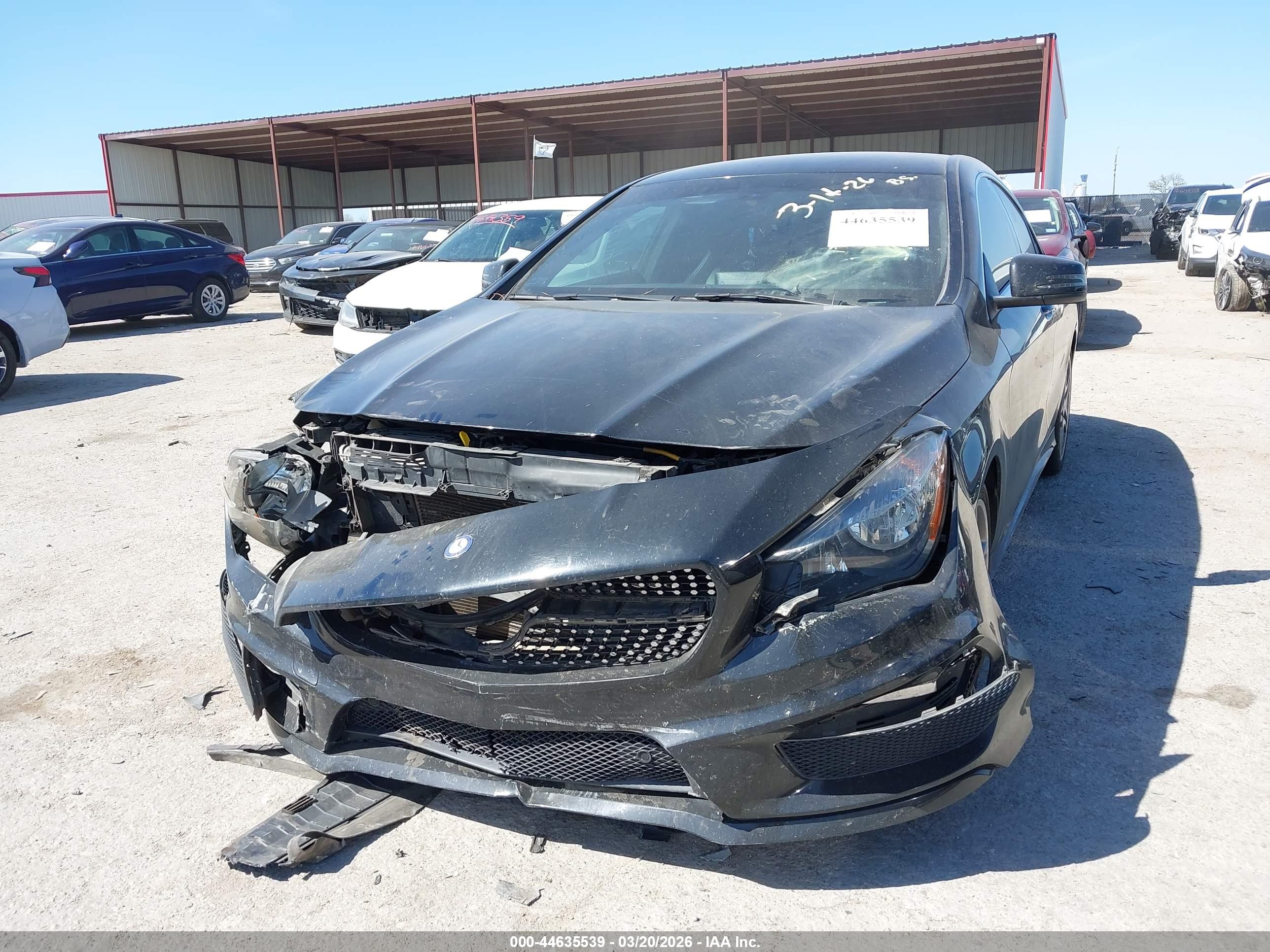 MERCEDES-BENZ CLA image 2
