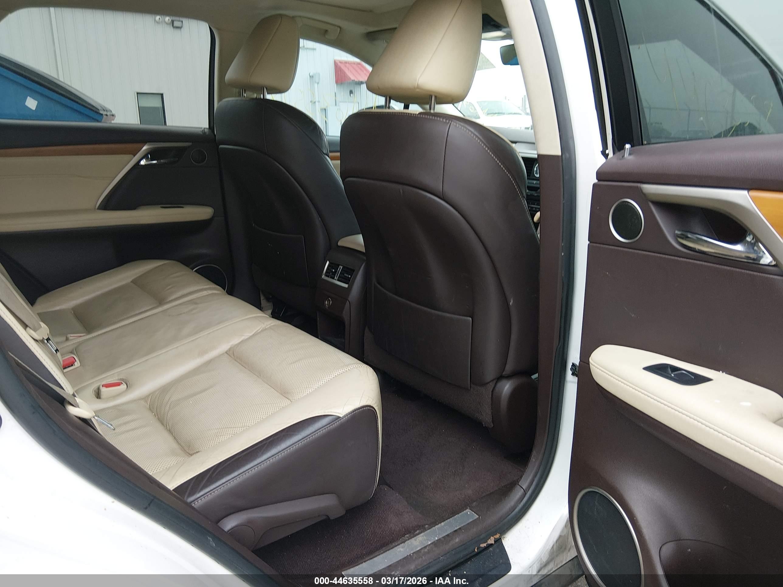 LEXUS RX image 8