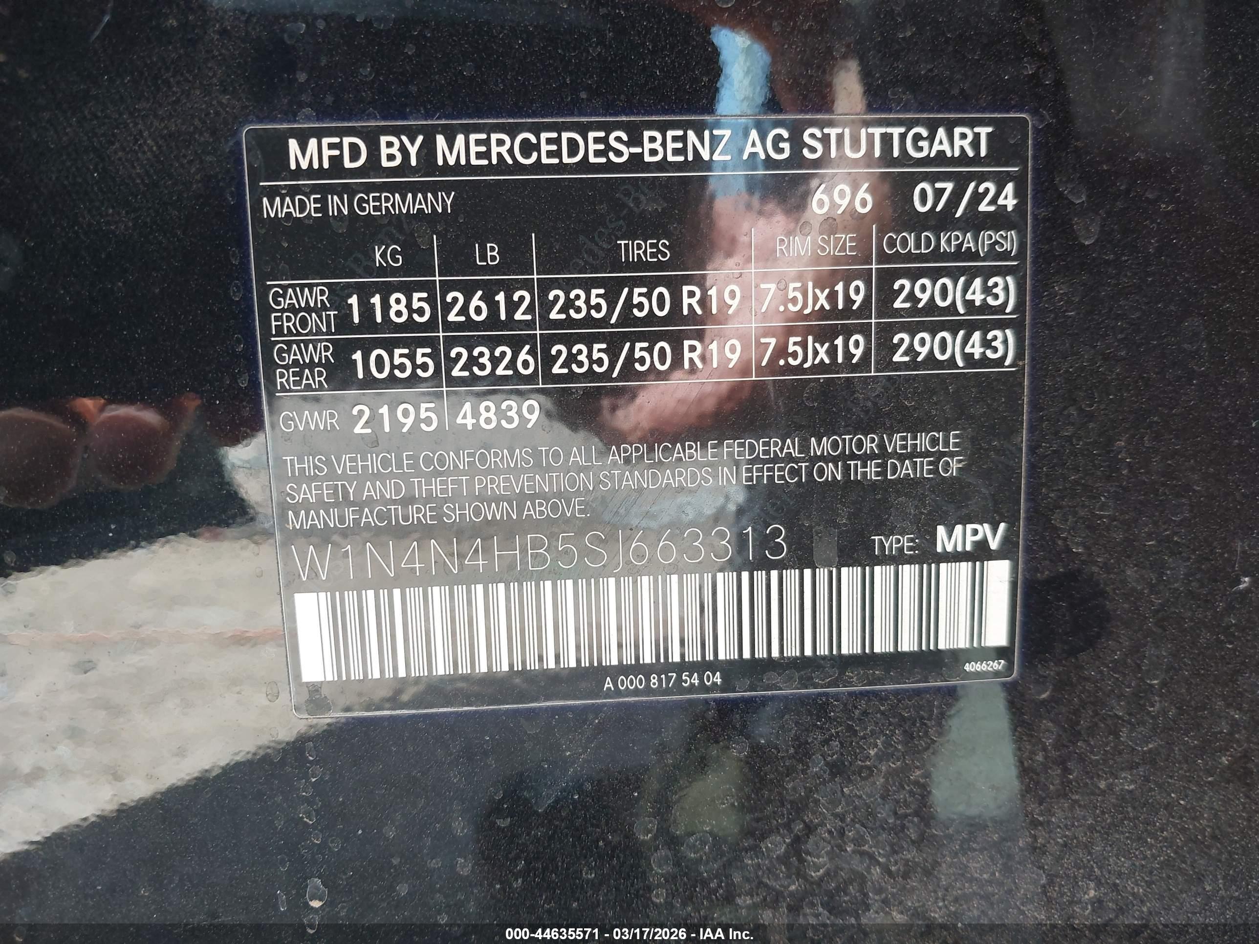 MERCEDES-BENZ GLA image 9