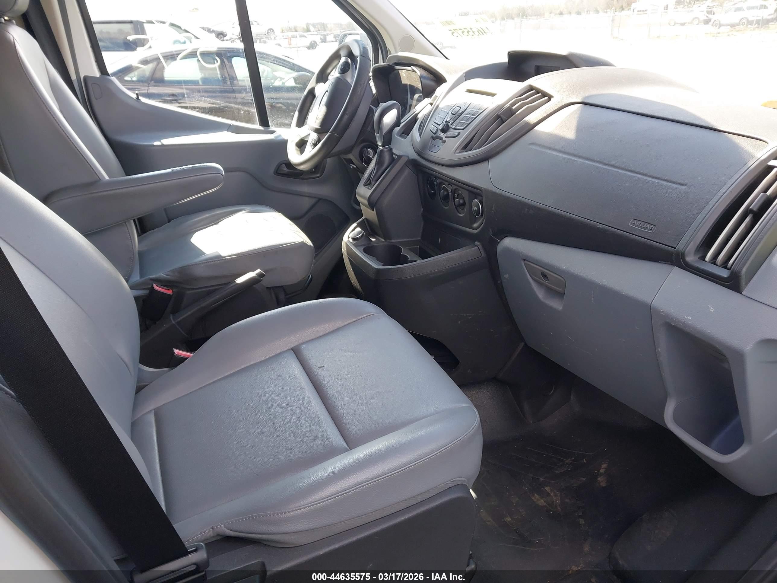 FORD TRANSIT-250 image 5