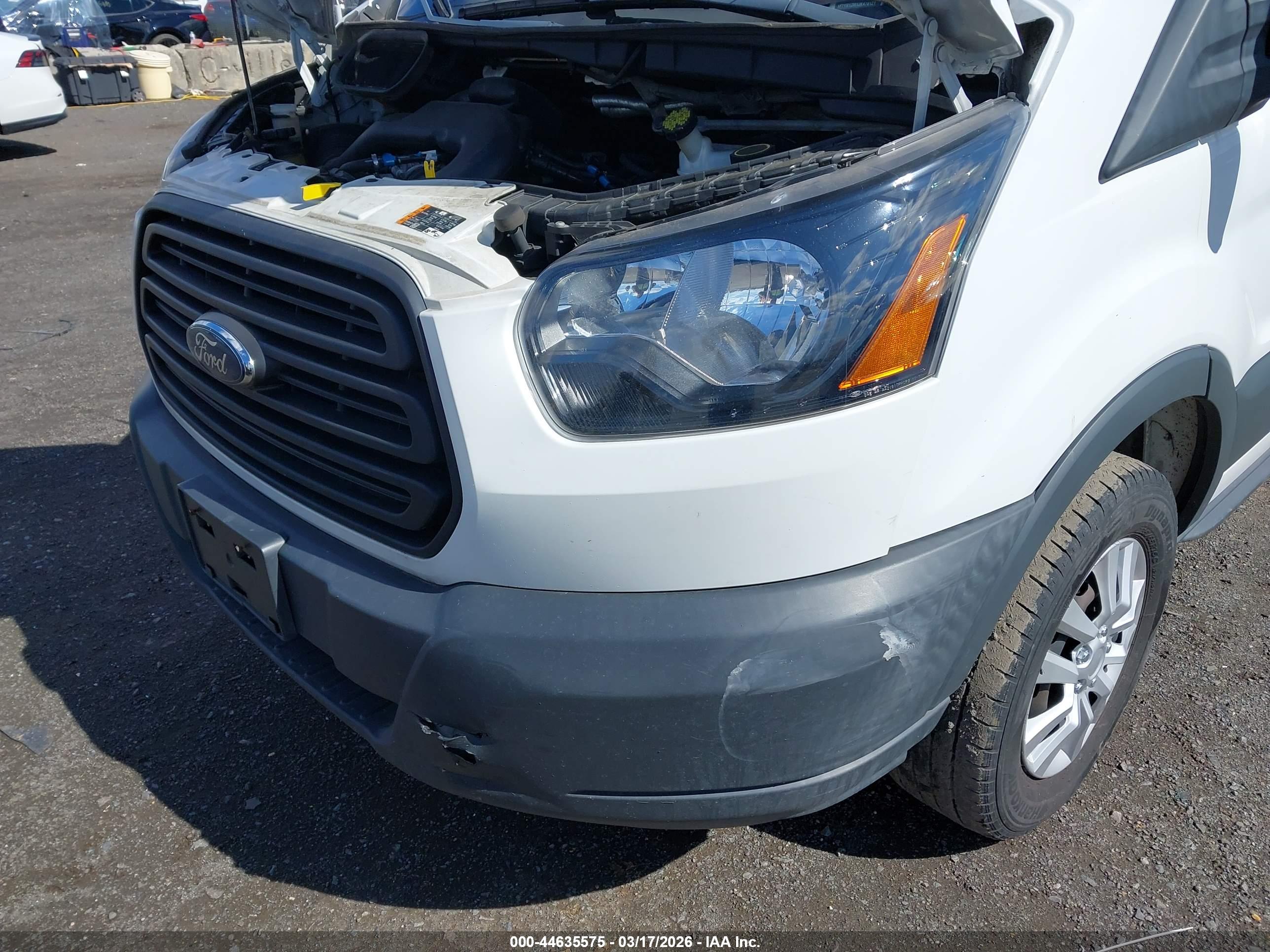 FORD TRANSIT-250 image 6
