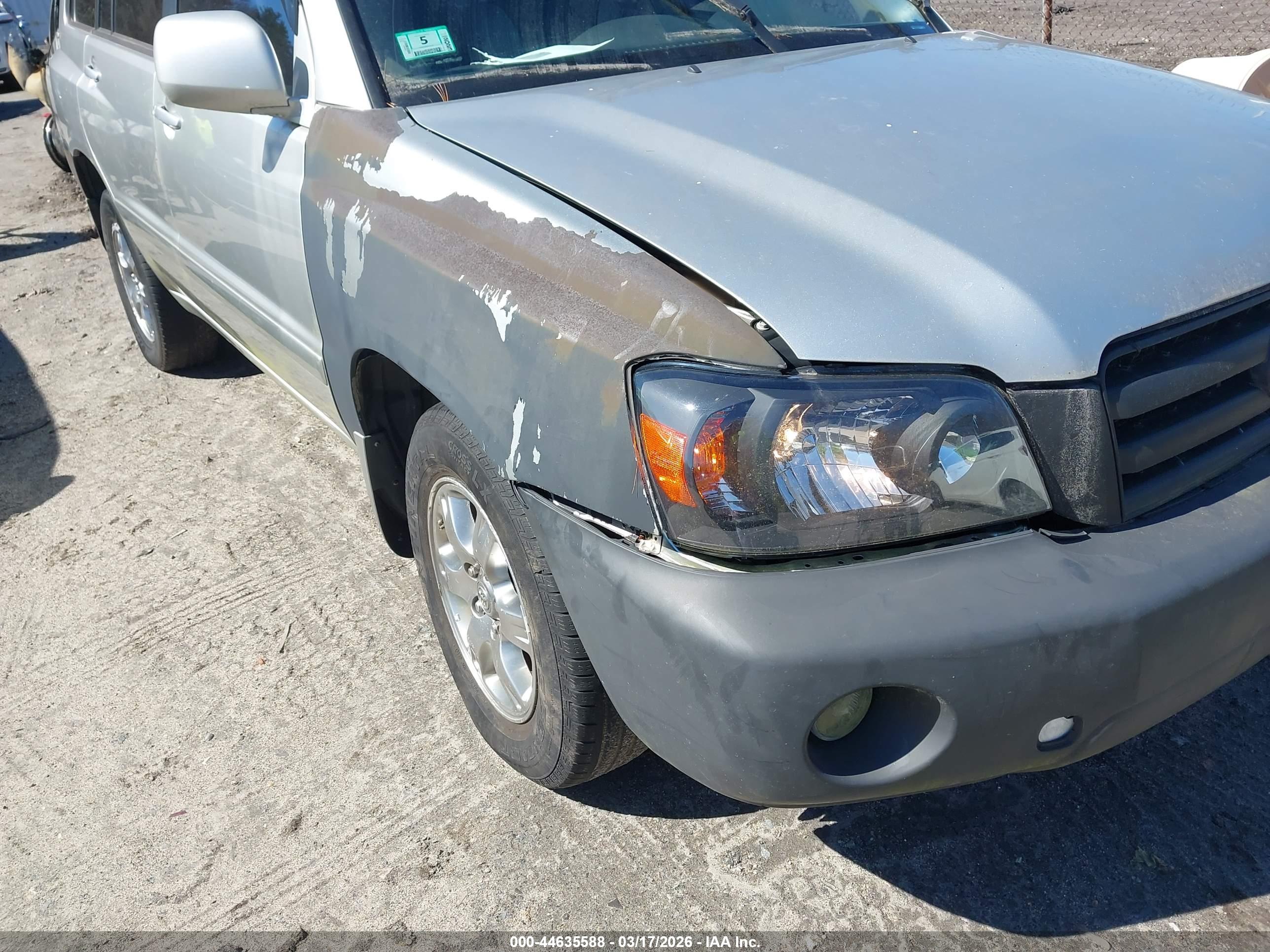 TOYOTA HIGHLANDER image 6