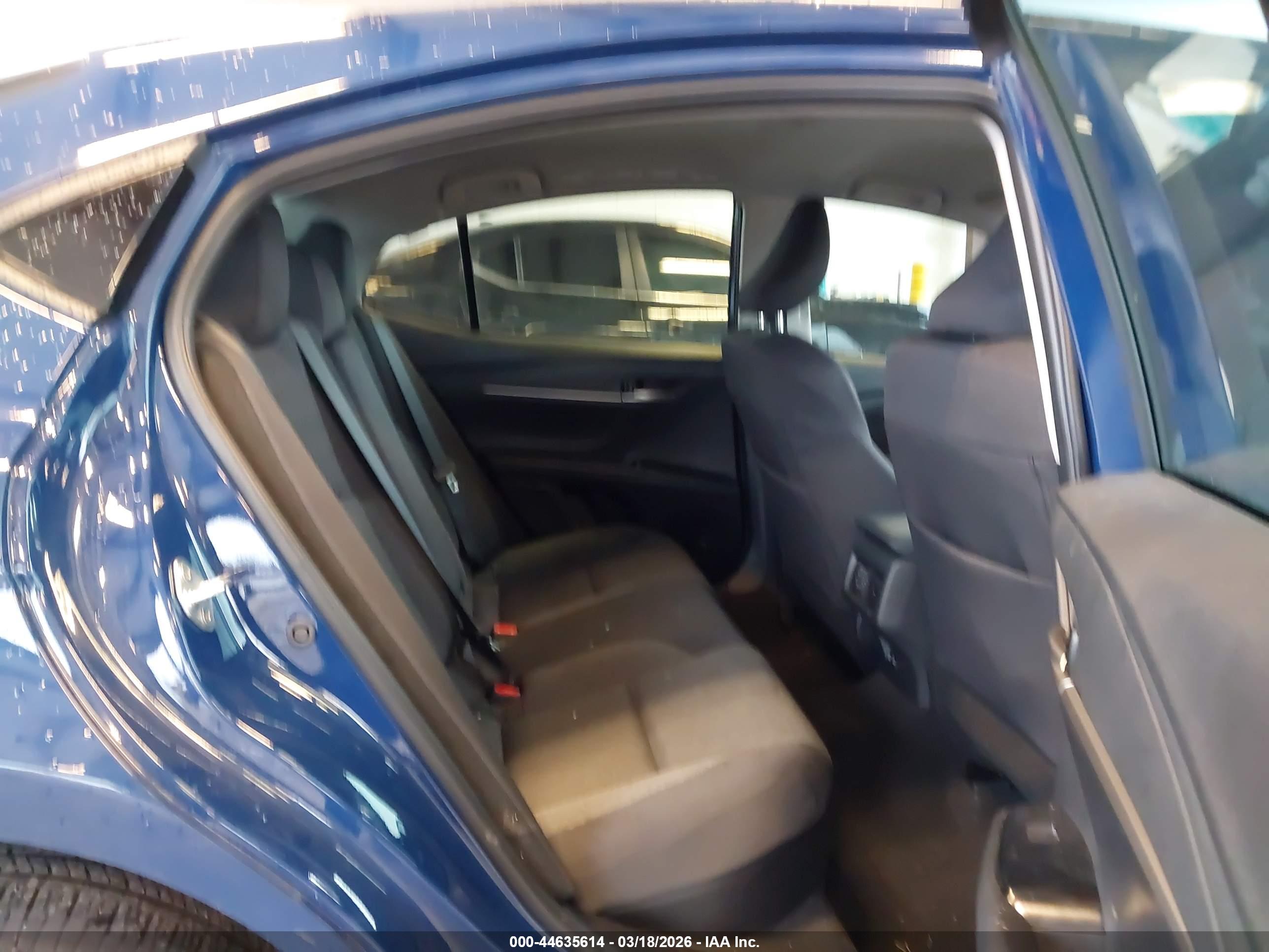 TOYOTA CAMRY image 8
