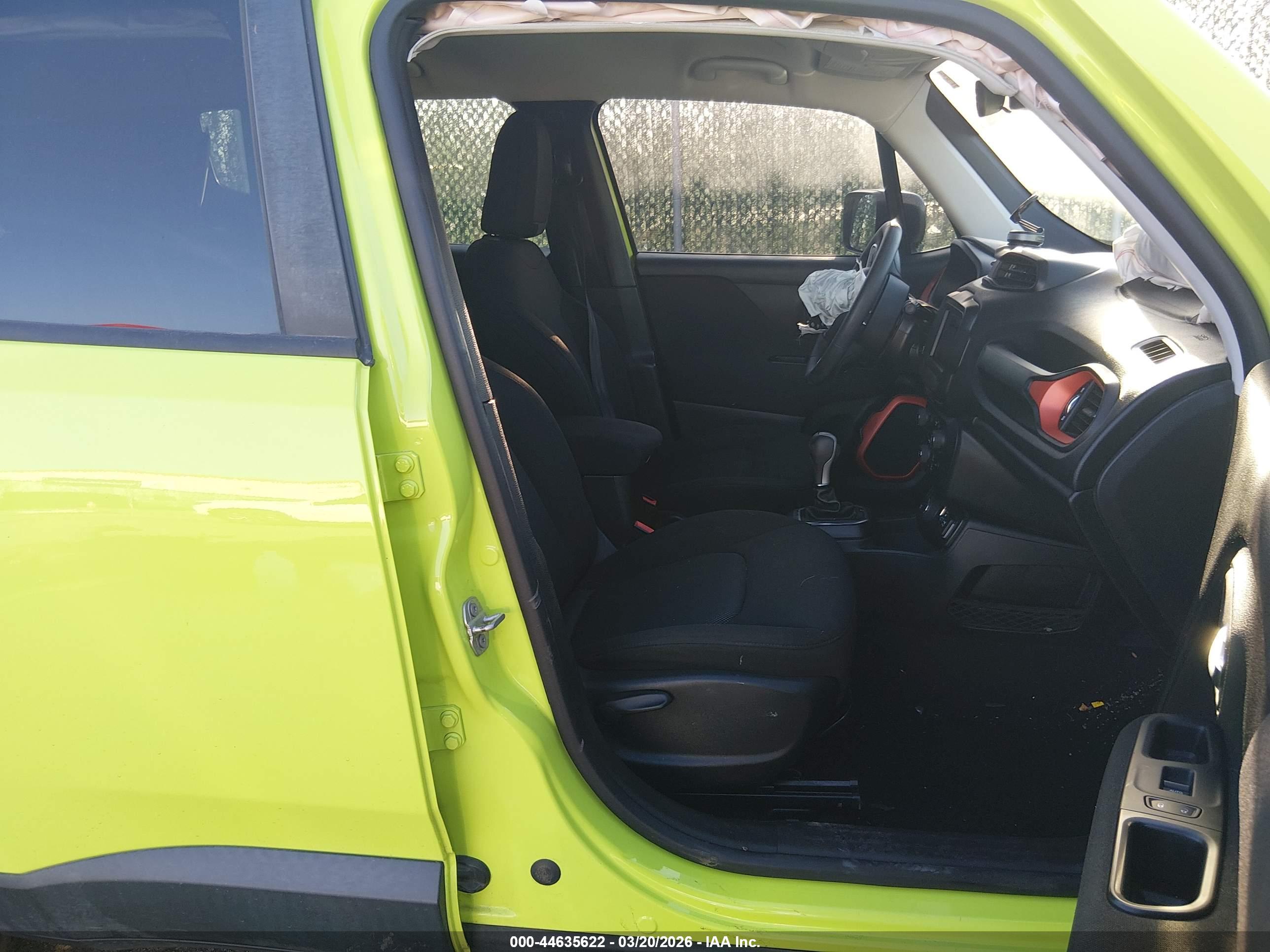 JEEP RENEGADE image 5