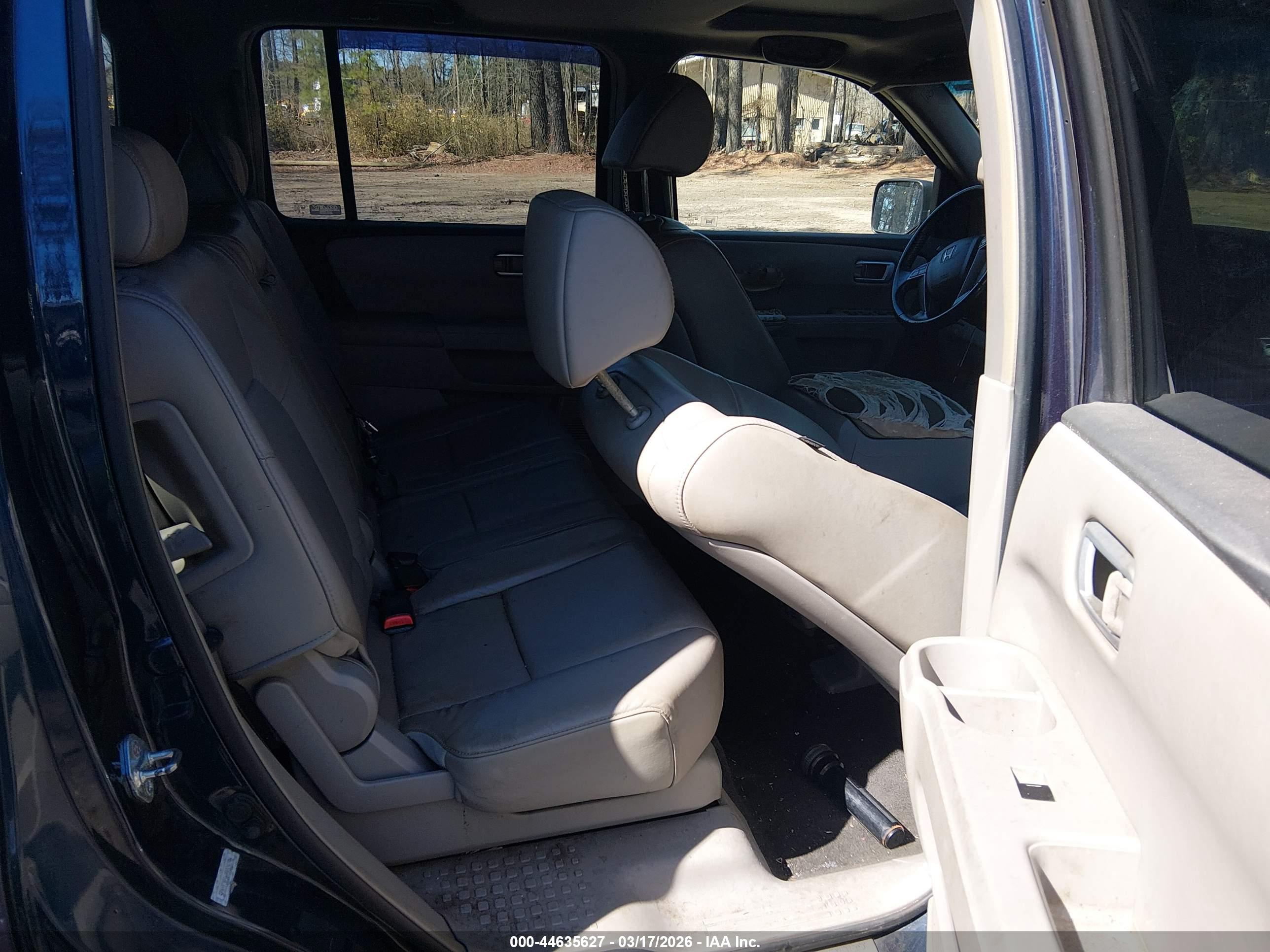 HONDA PILOT image 8