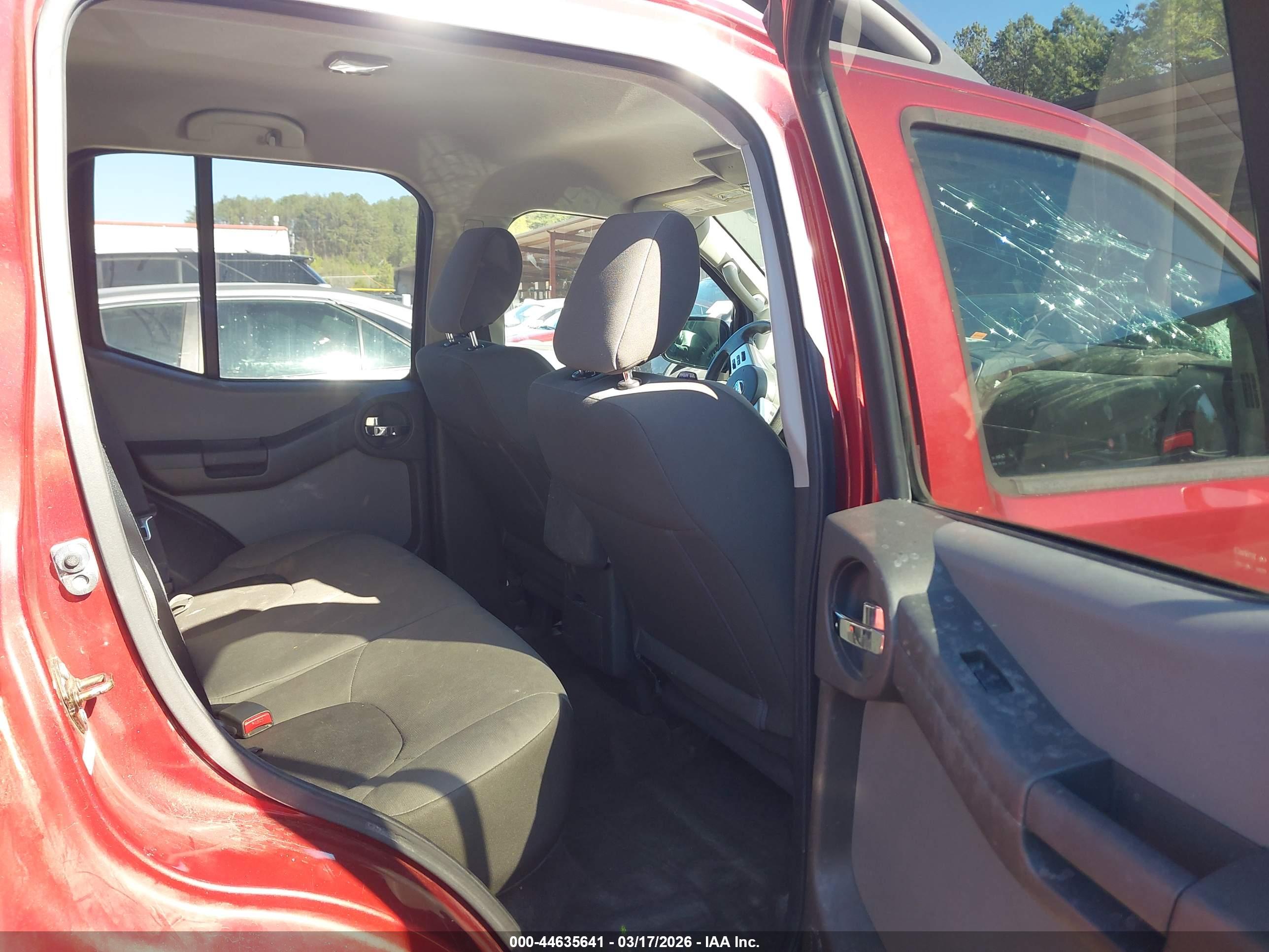 NISSAN XTERRA image 8