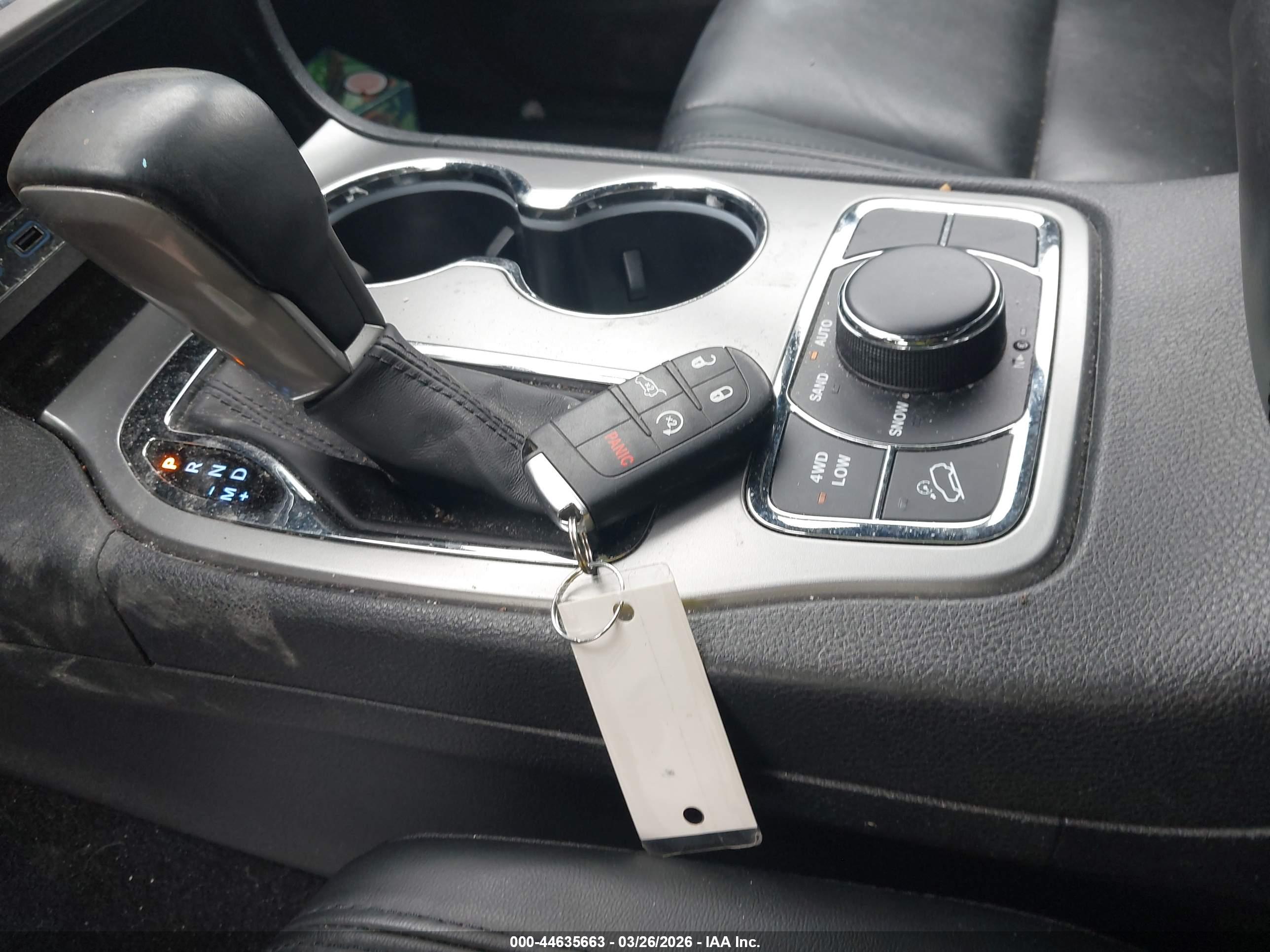 JEEP GRAND image 11