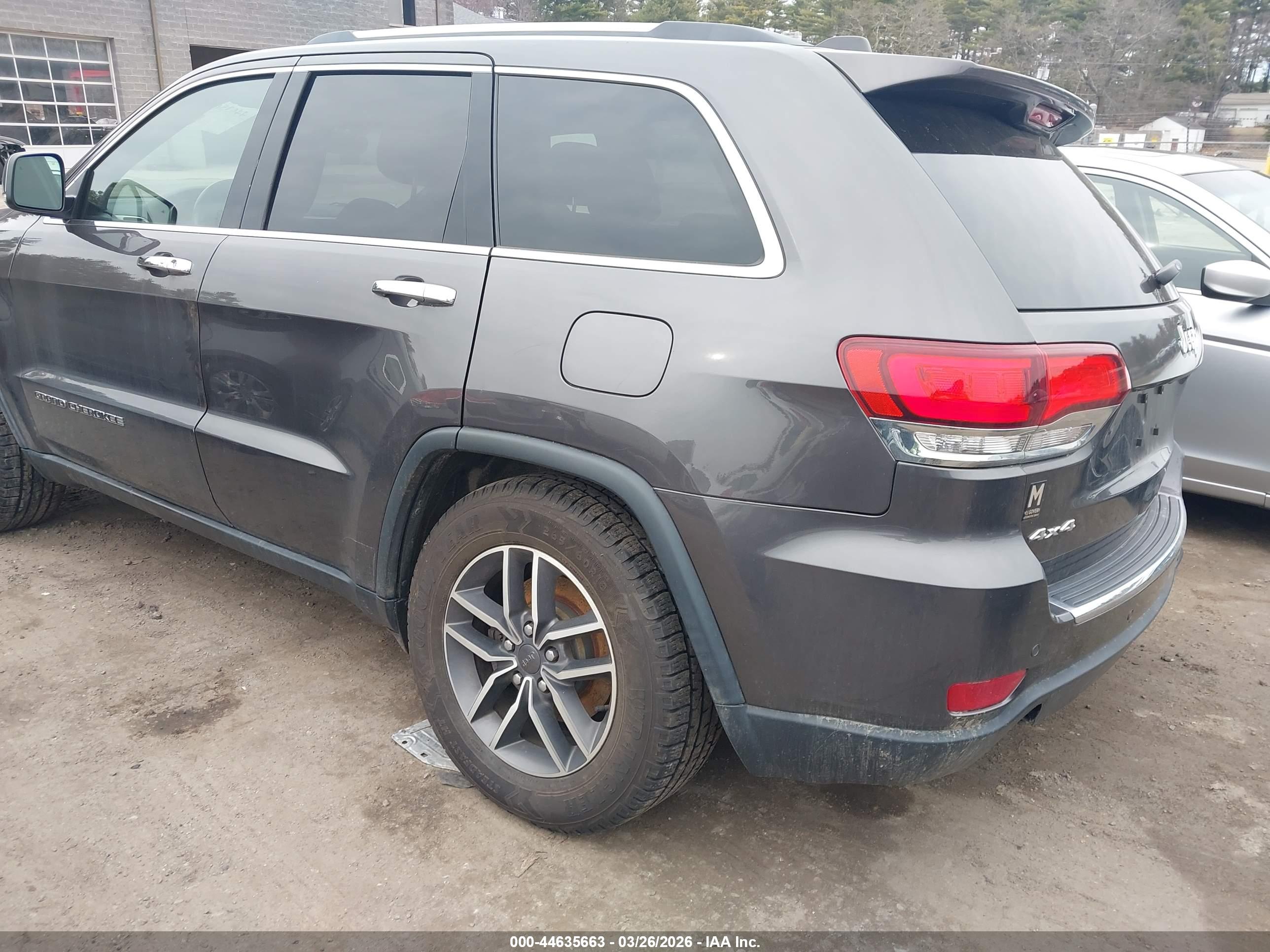JEEP GRAND image 3