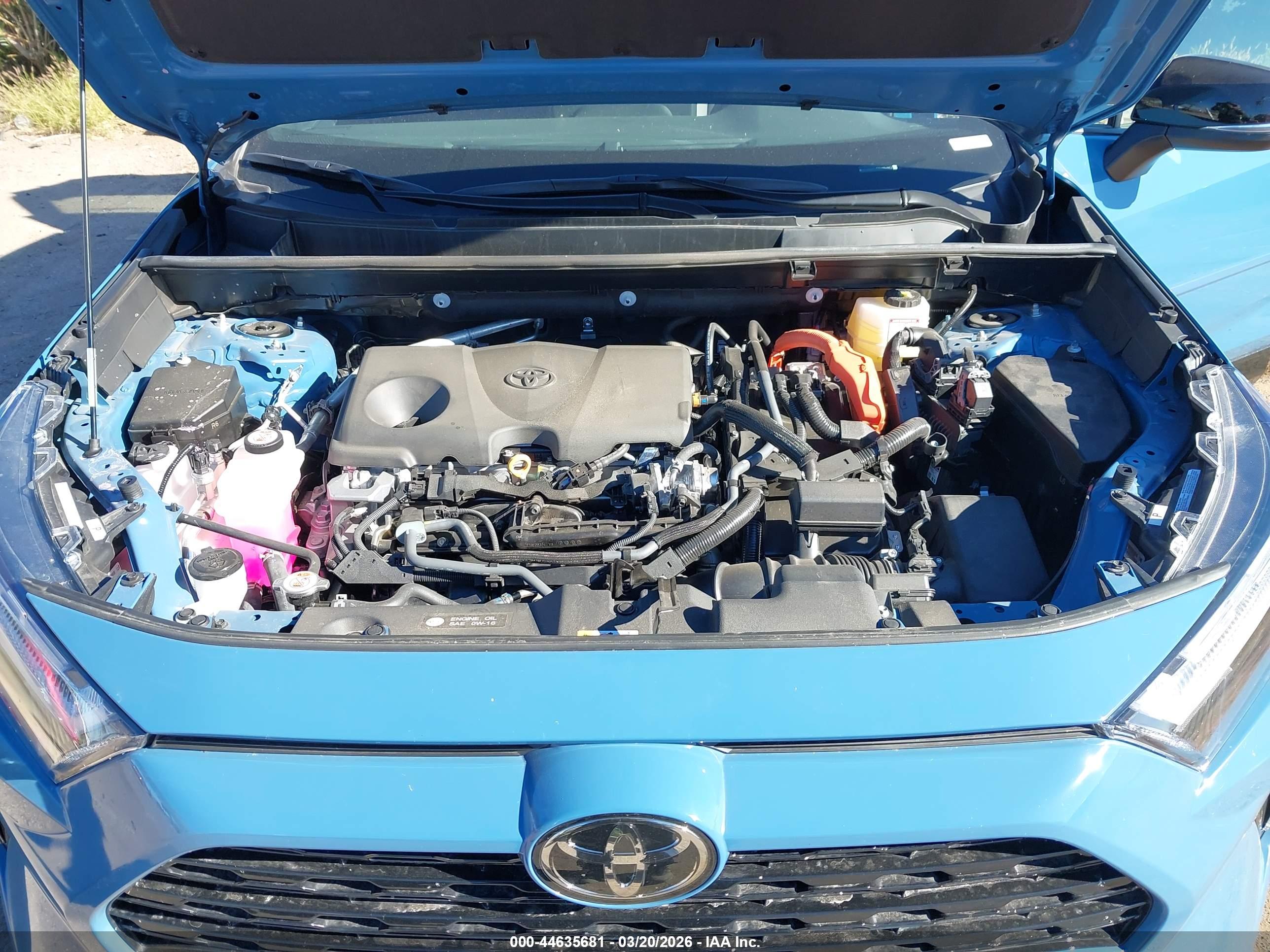 TOYOTA RAV4 image 10