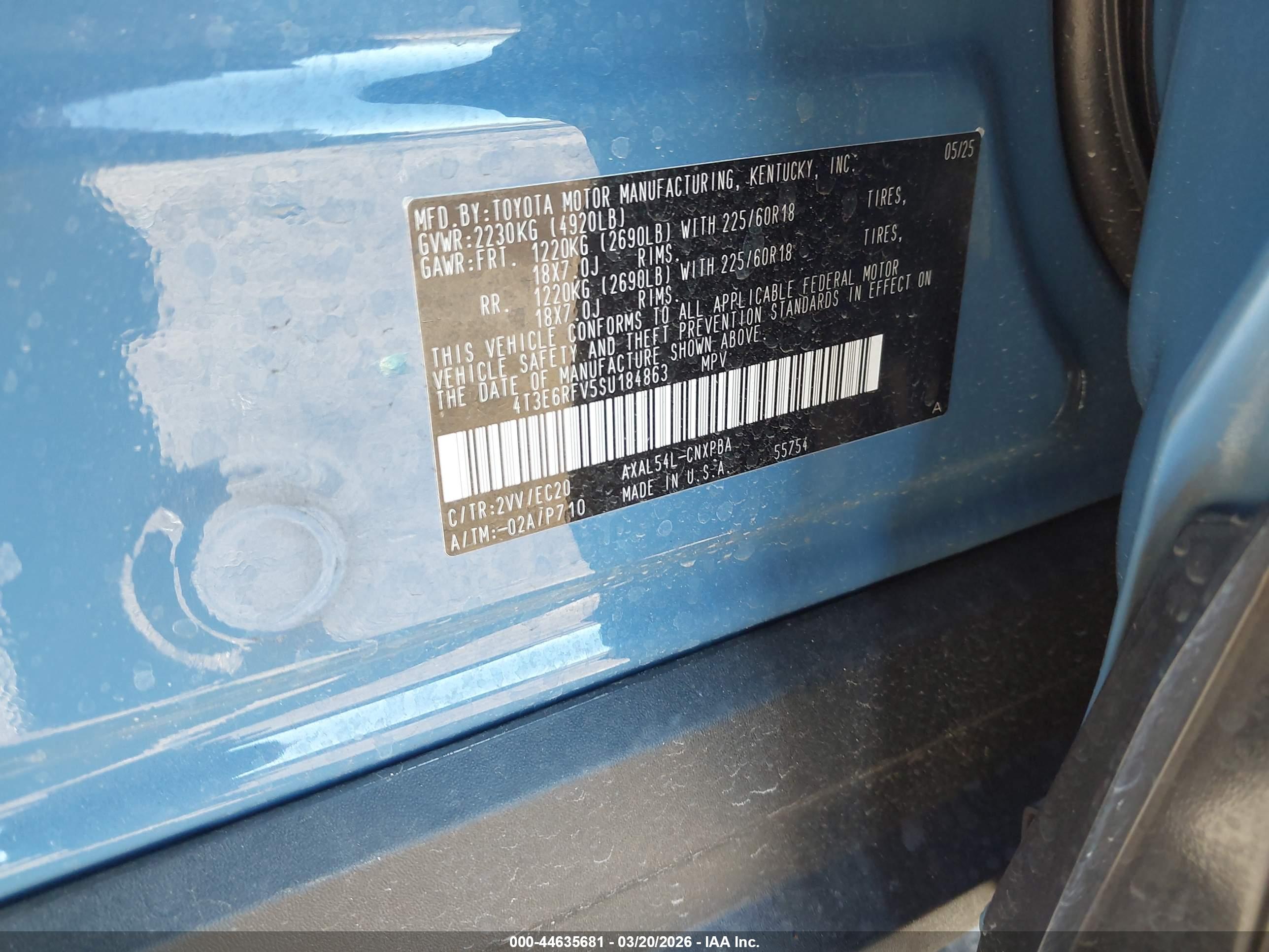 TOYOTA RAV4 image 9
