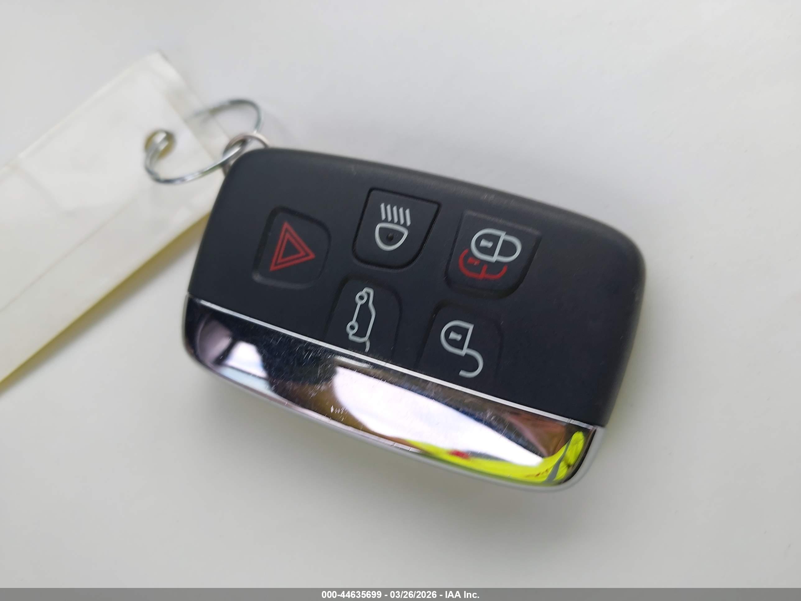 JAGUAR XF image 11