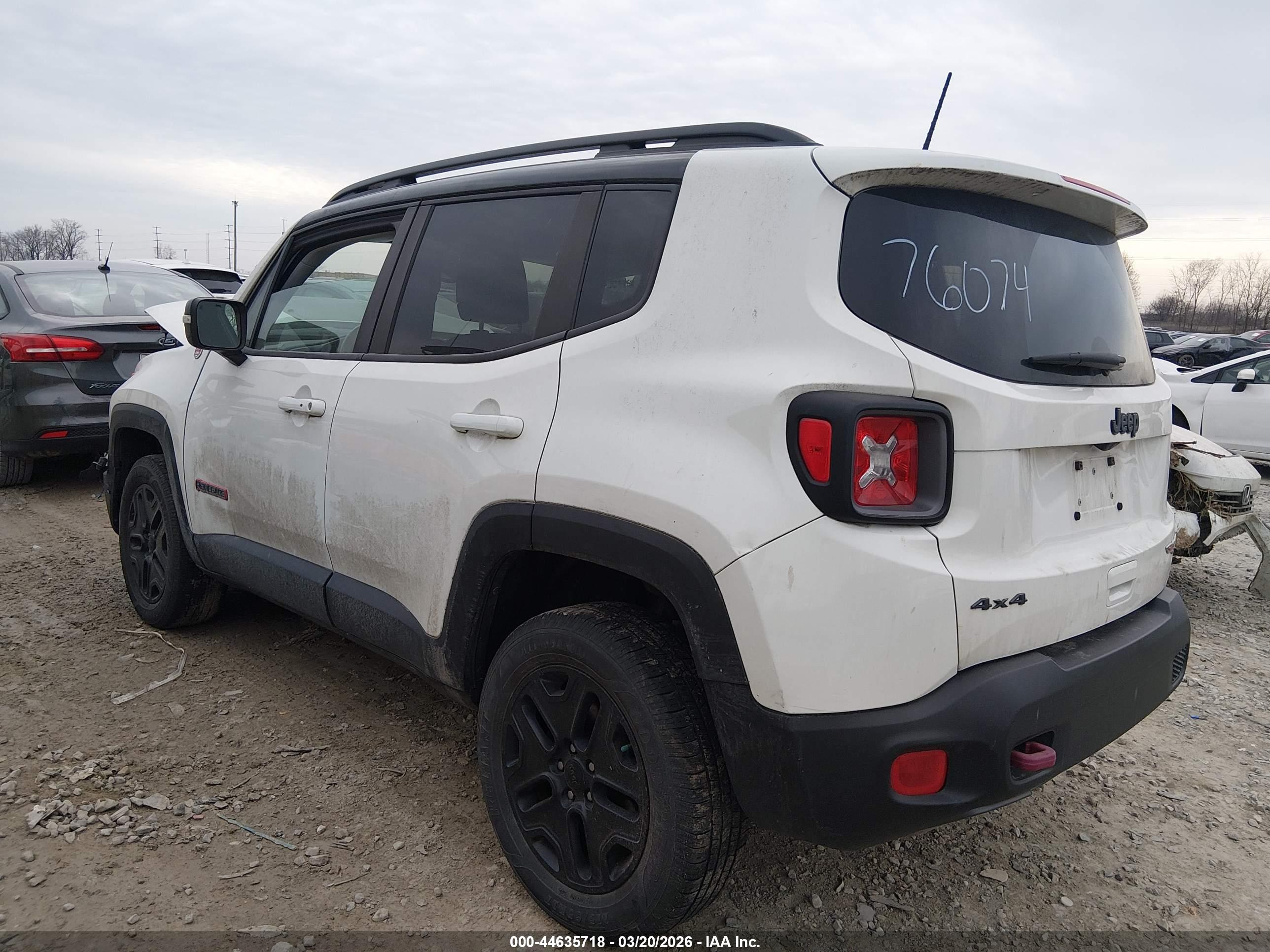 JEEP RENEGADE image 3