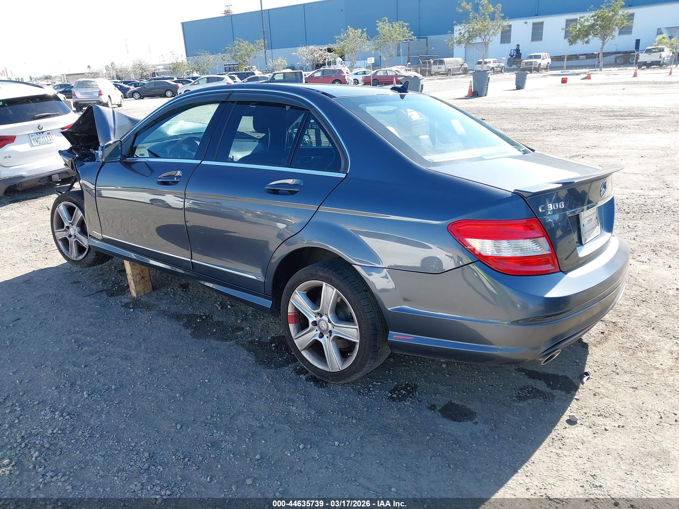 MERCEDES-BENZ C image 3