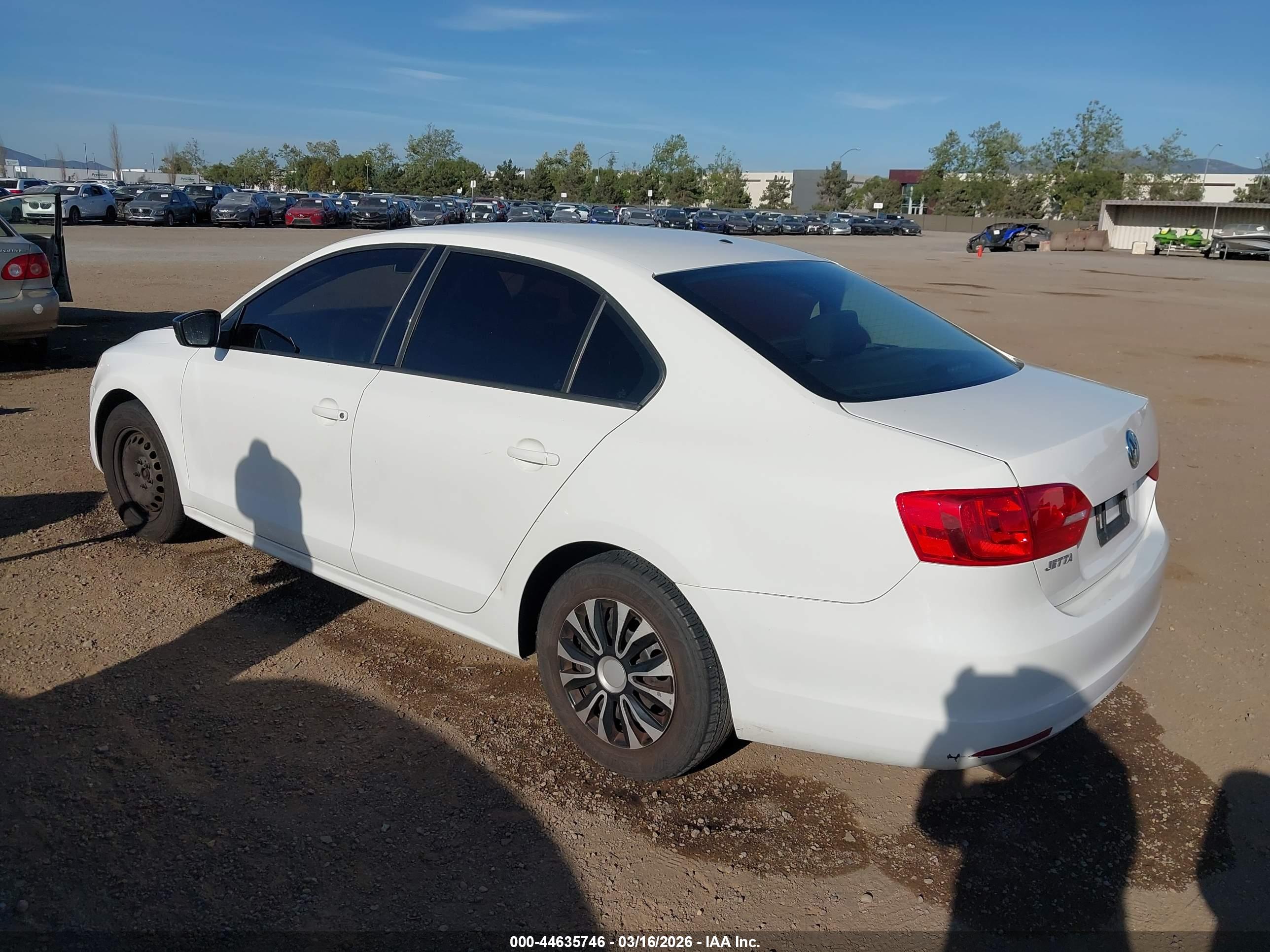 VOLKSWAGEN JETTA image 3