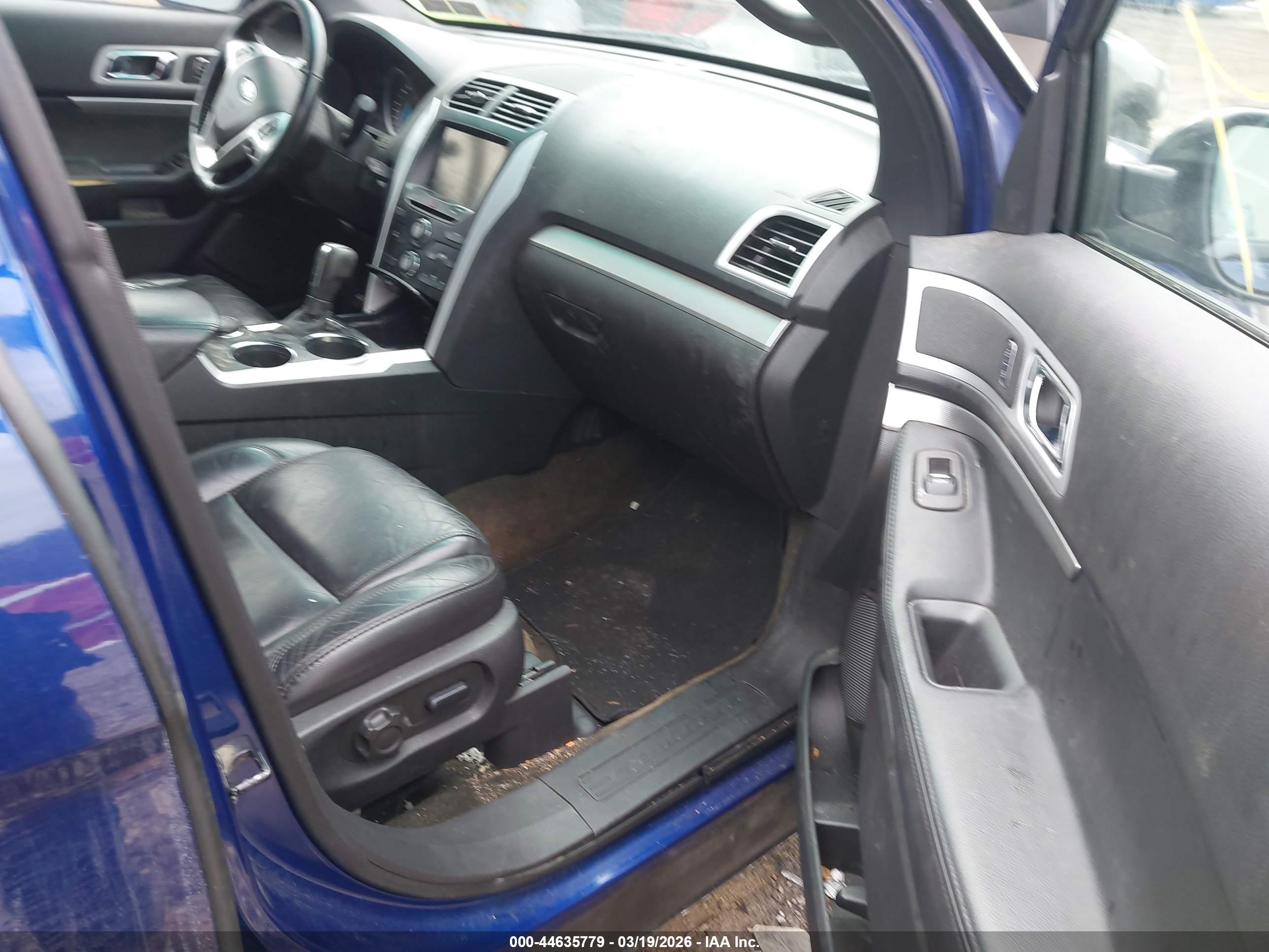 FORD EXPLORER image 5