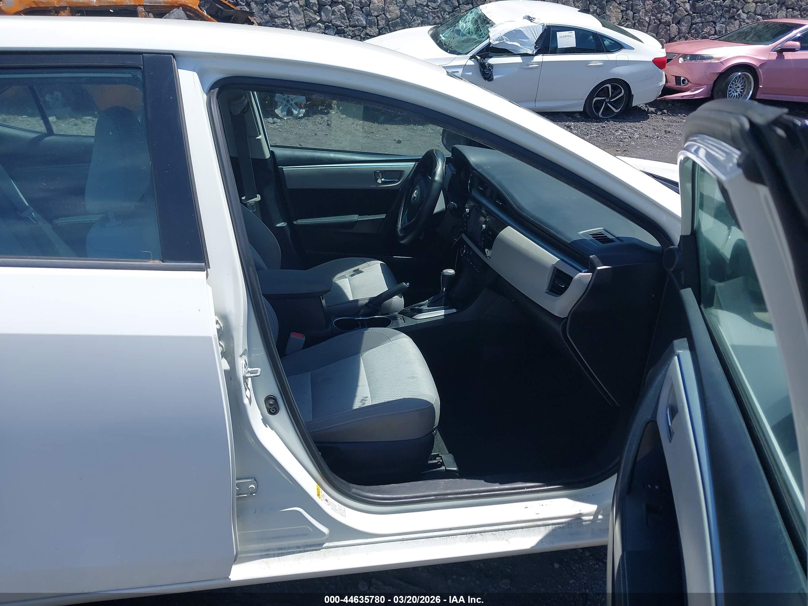 TOYOTA COROLLA image 5
